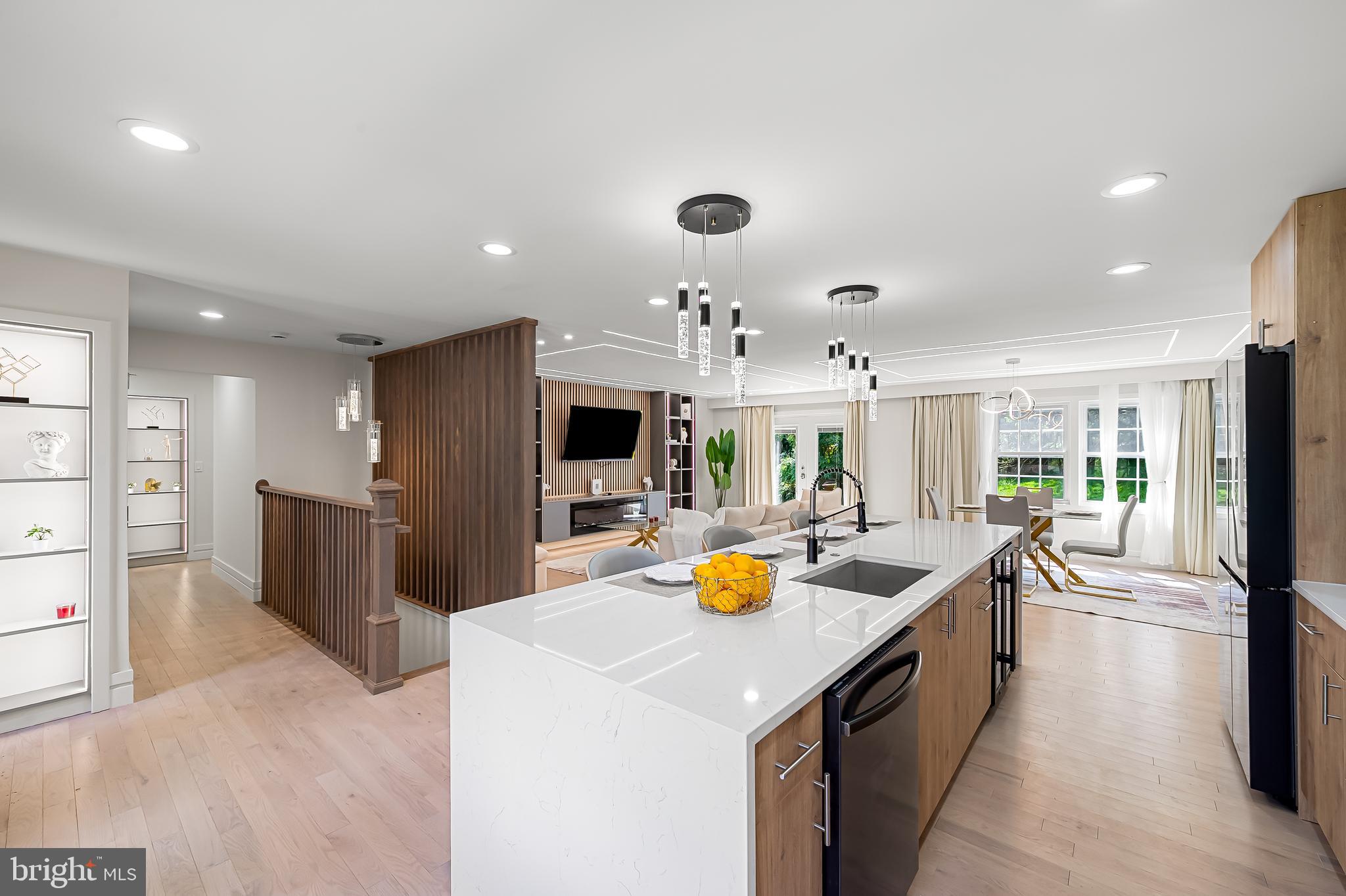 1242 CLEARFIELD CIRCLE