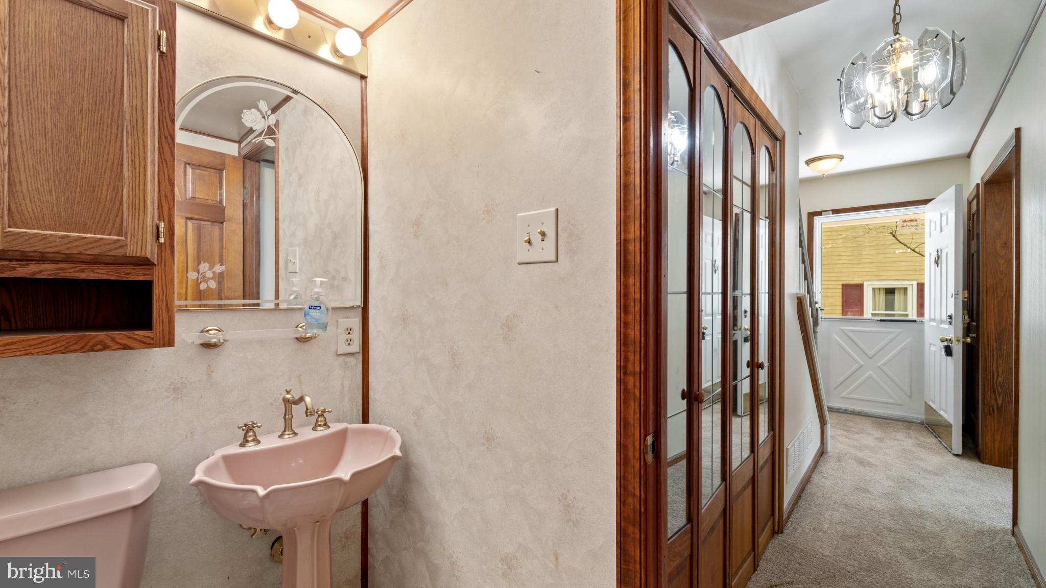 HICKORY RIDGE - Residential