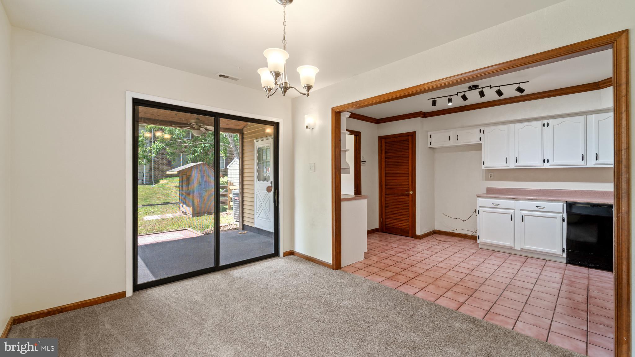 HICKORY RIDGE - Residential