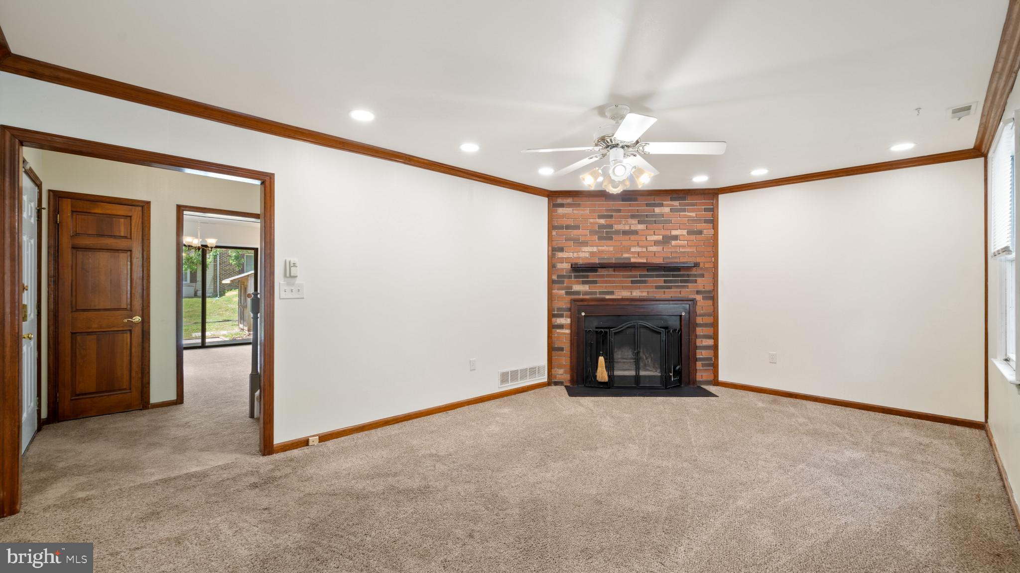 HICKORY RIDGE - Residential