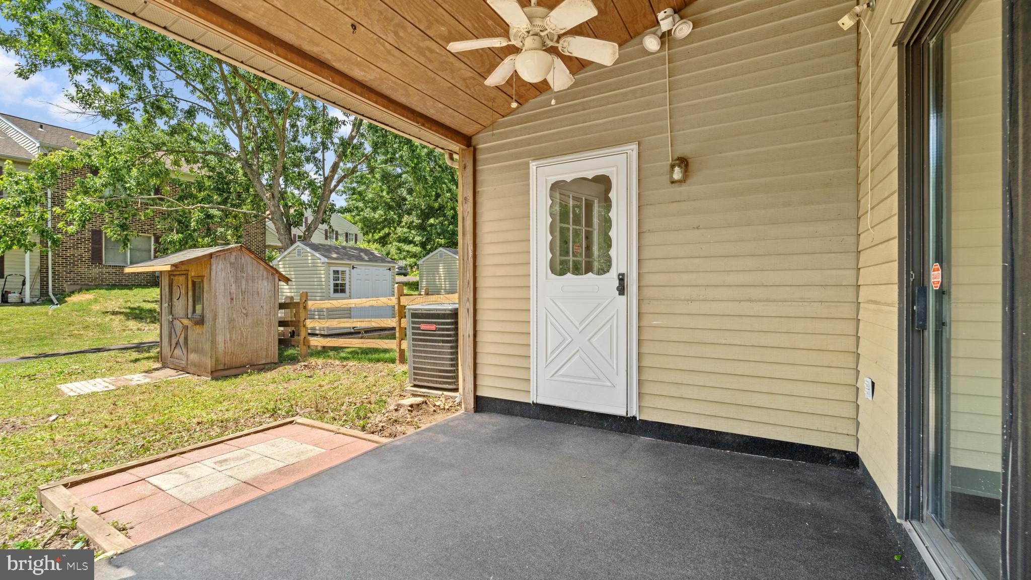 HICKORY RIDGE - Residential