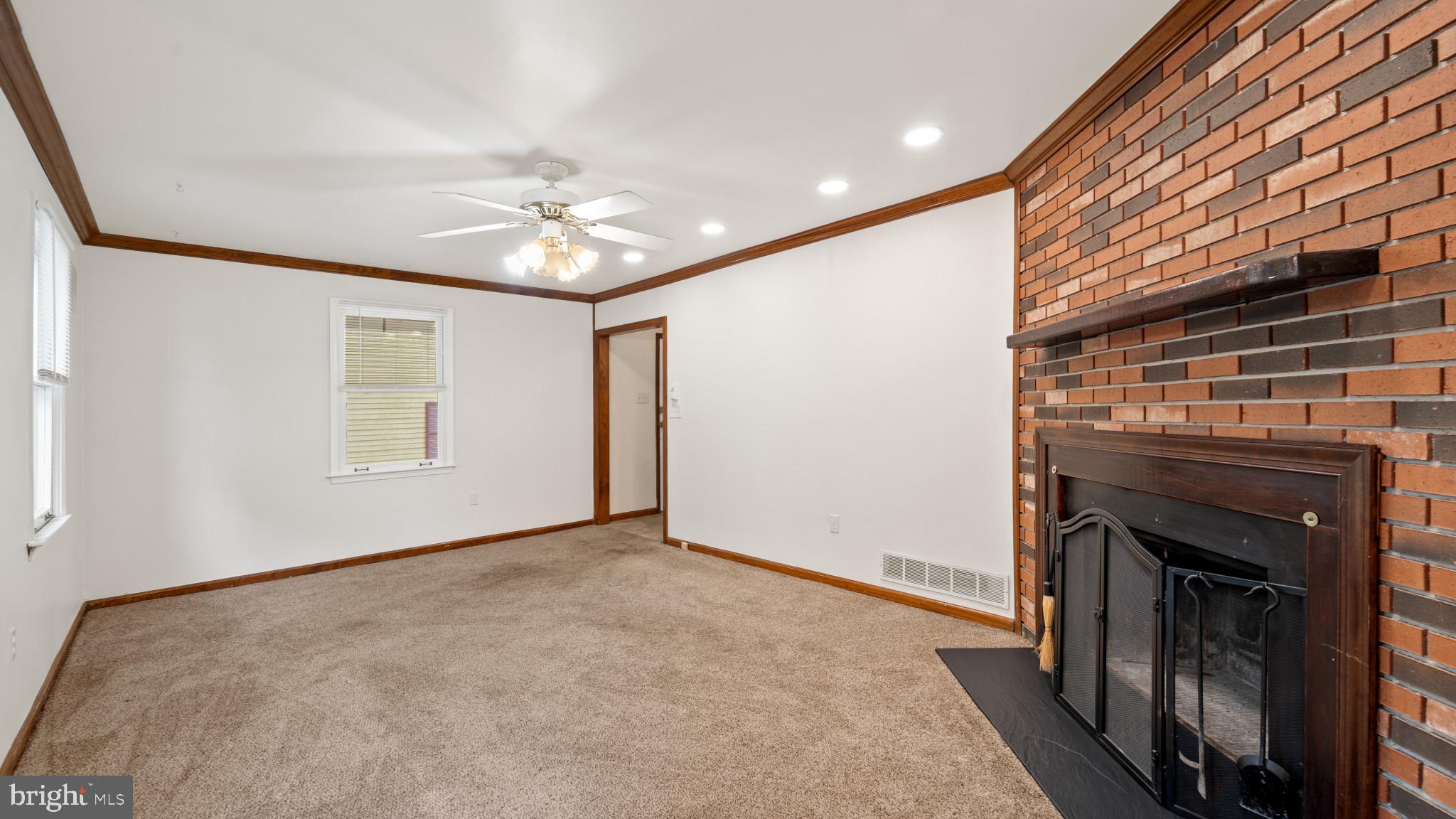 HICKORY RIDGE - Residential