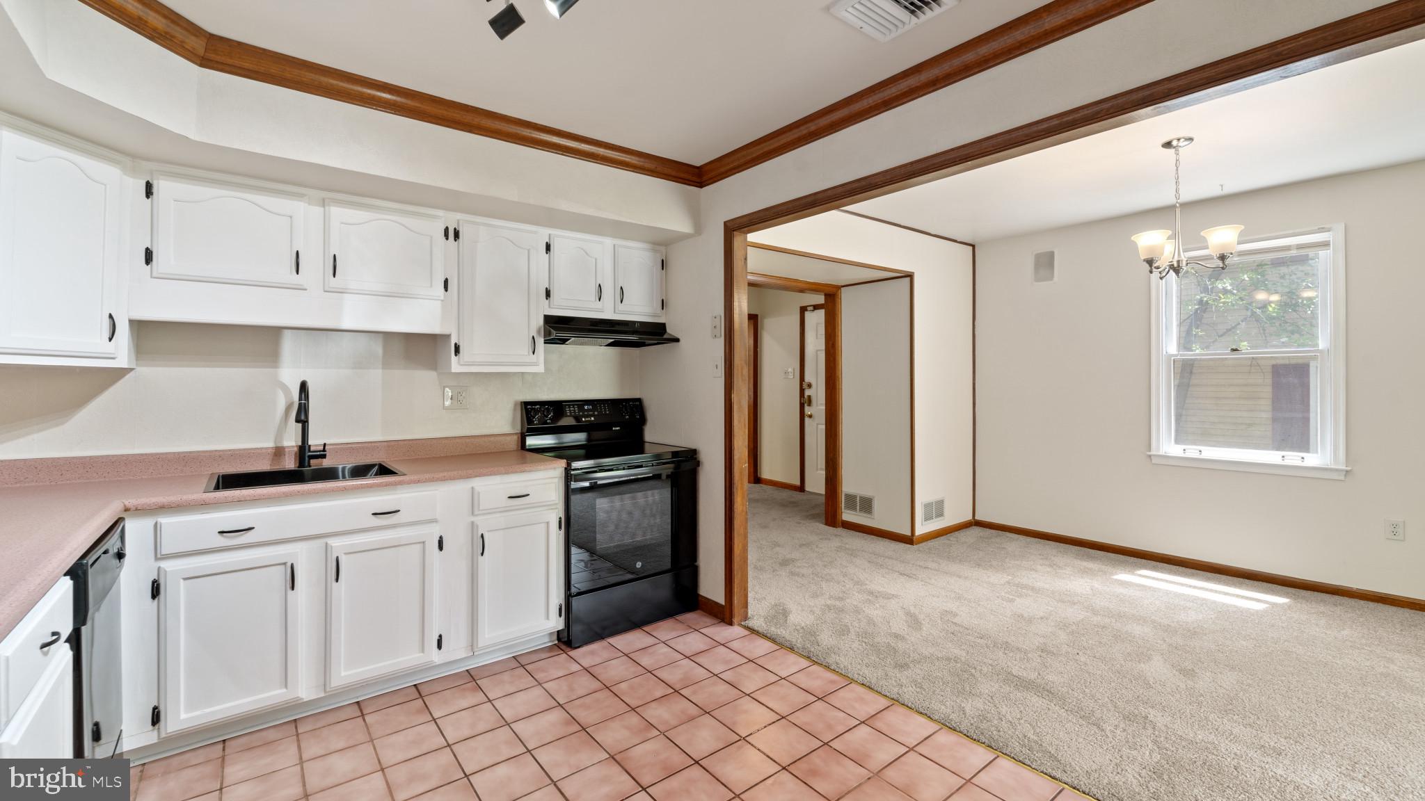 HICKORY RIDGE - Residential
