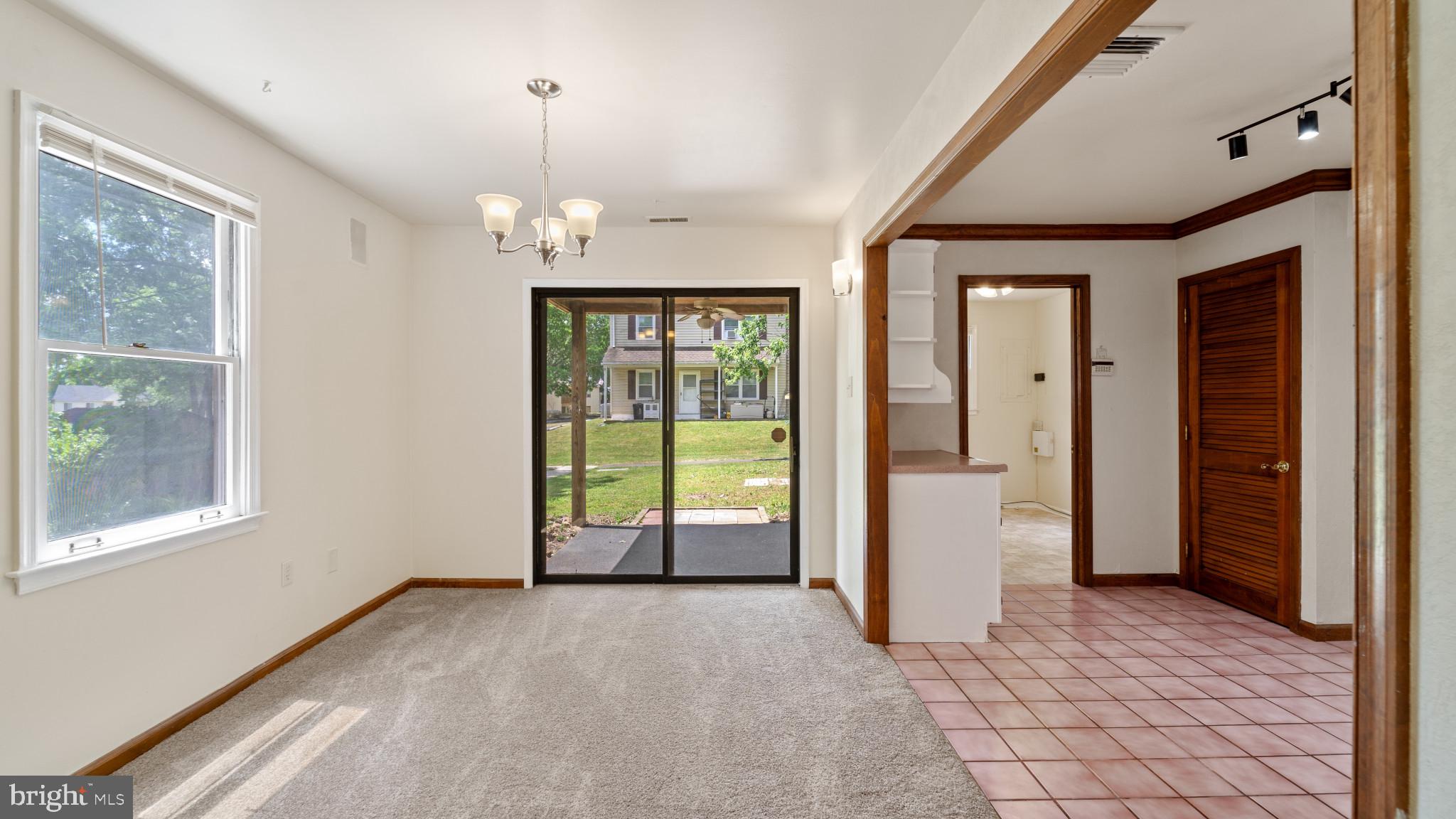 HICKORY RIDGE - Residential