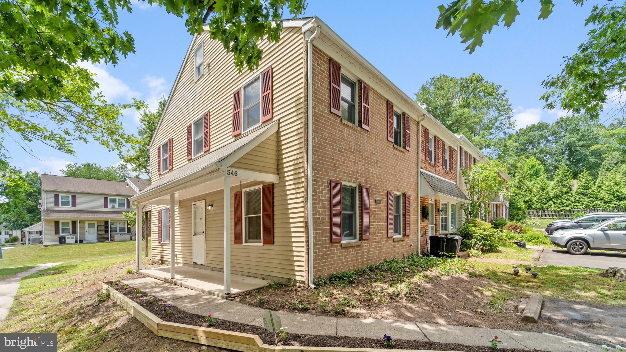 HICKORY RIDGE - Residential