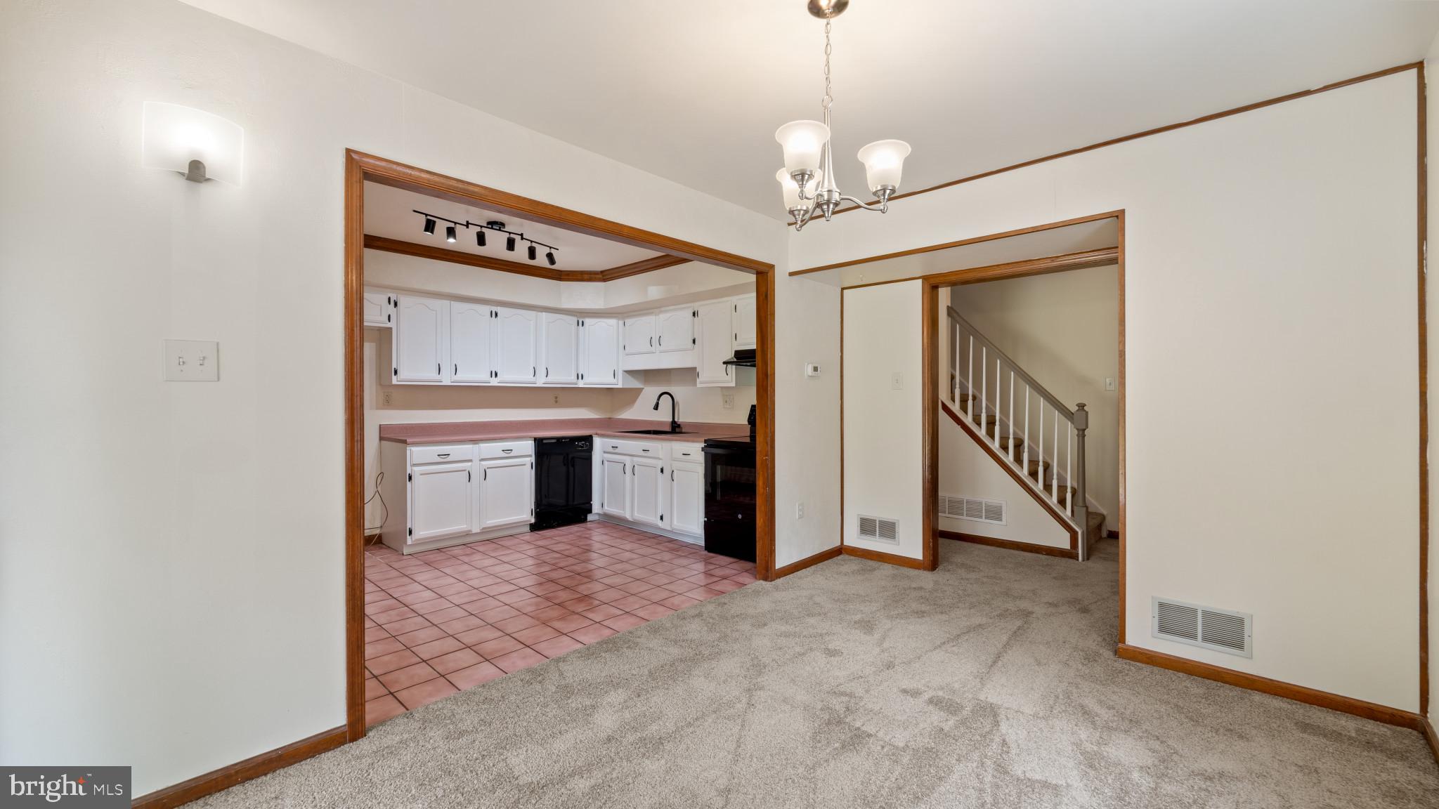 HICKORY RIDGE - Residential
