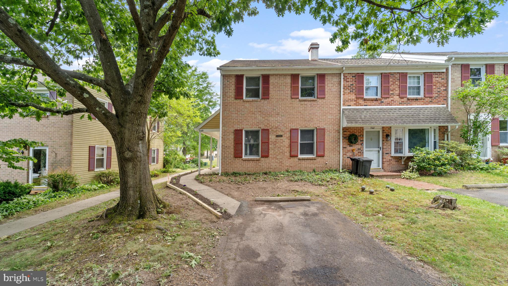 HICKORY RIDGE - Residential