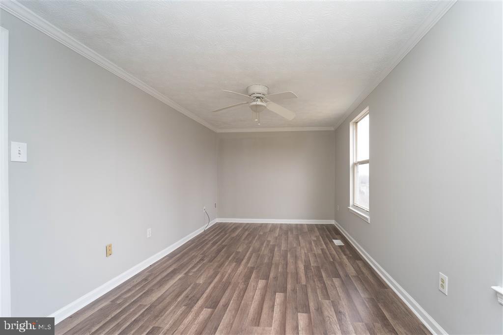 RIDGEDALE MEWS - Residential Lease