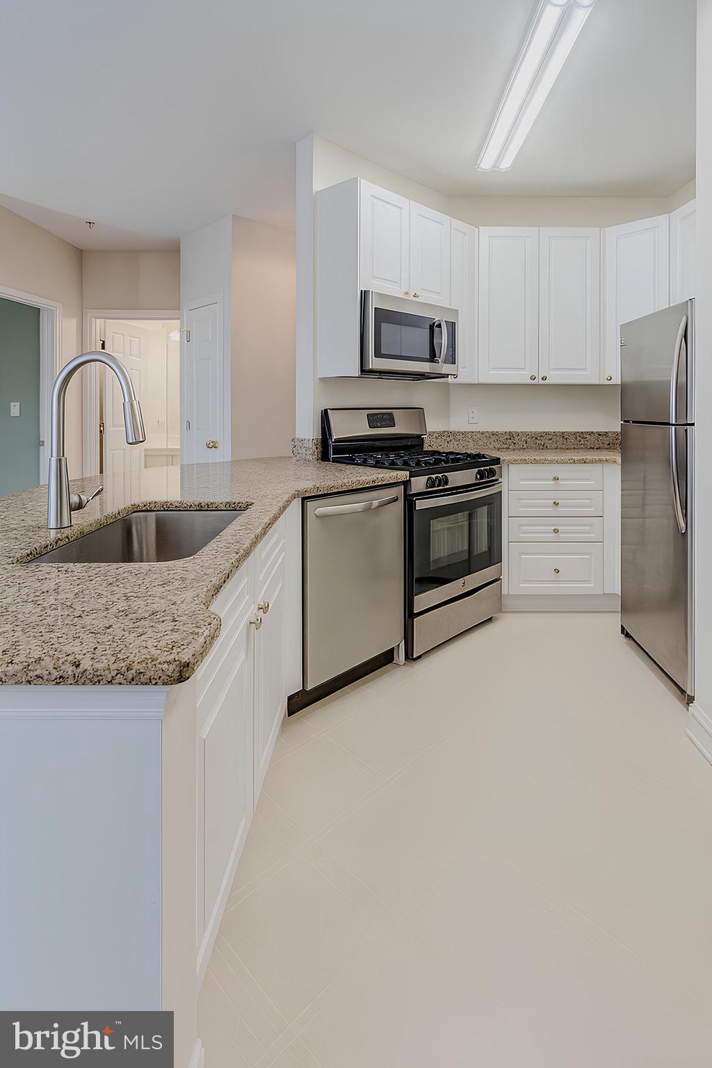 CHRISTOPHER AT CEDAR LAKES - Residential