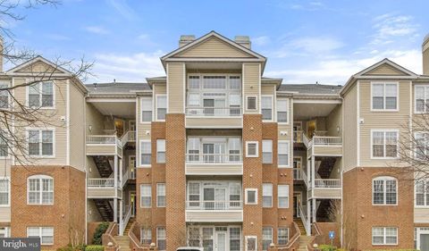 4200 MOZART BRIGADE LANE N FAIRFAX VA 22033