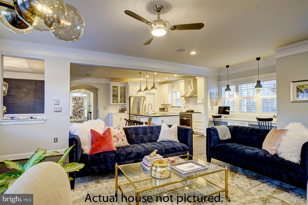 BEVERLY FARMS - Residential