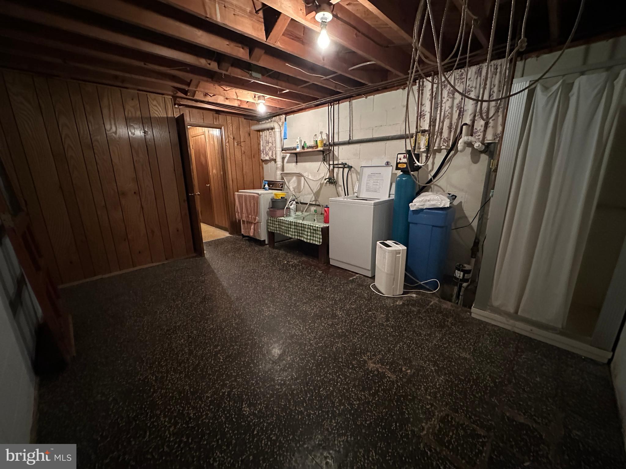 ORCHARD CIRCLE - Residential