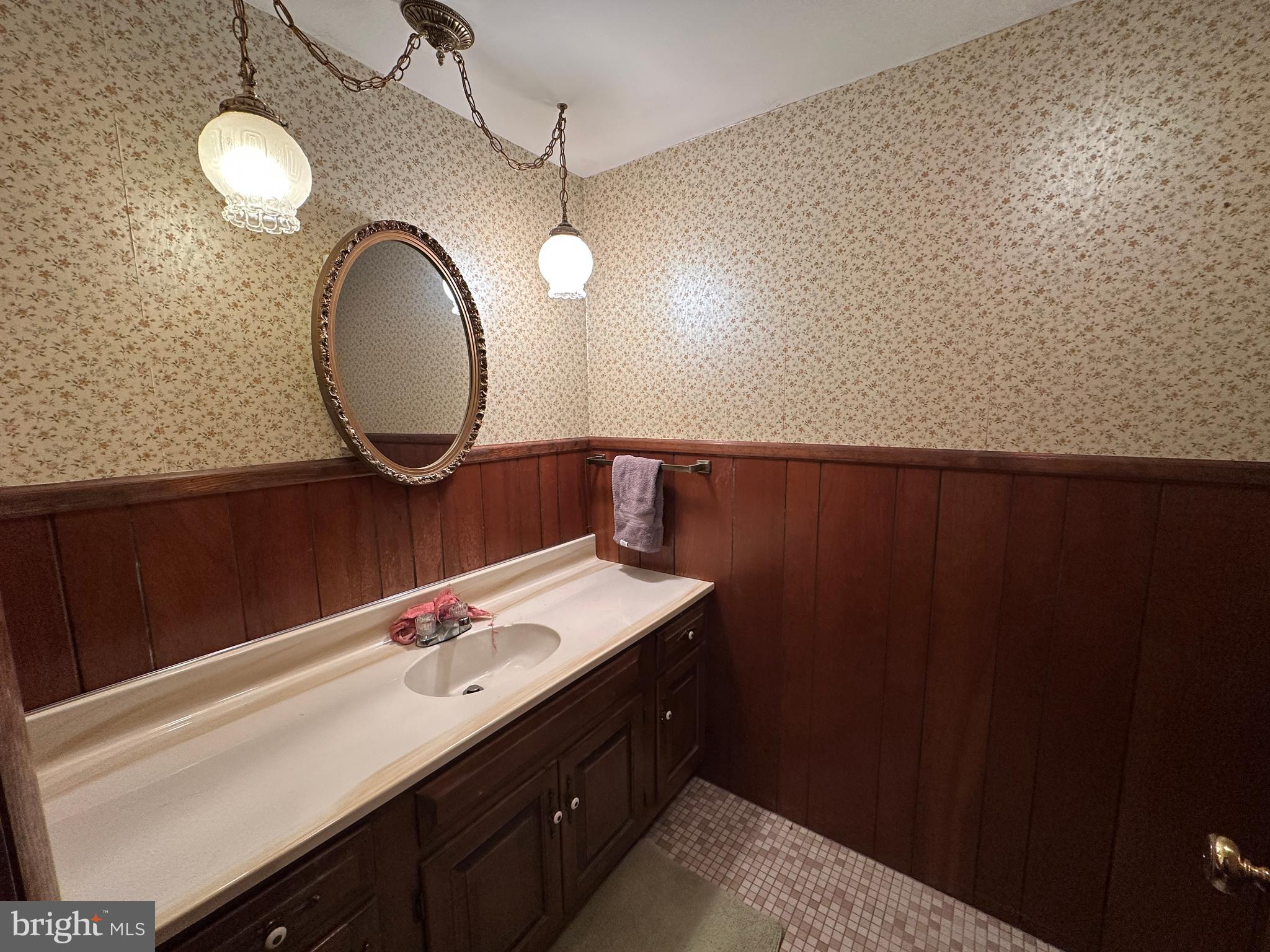 ORCHARD CIRCLE - Residential