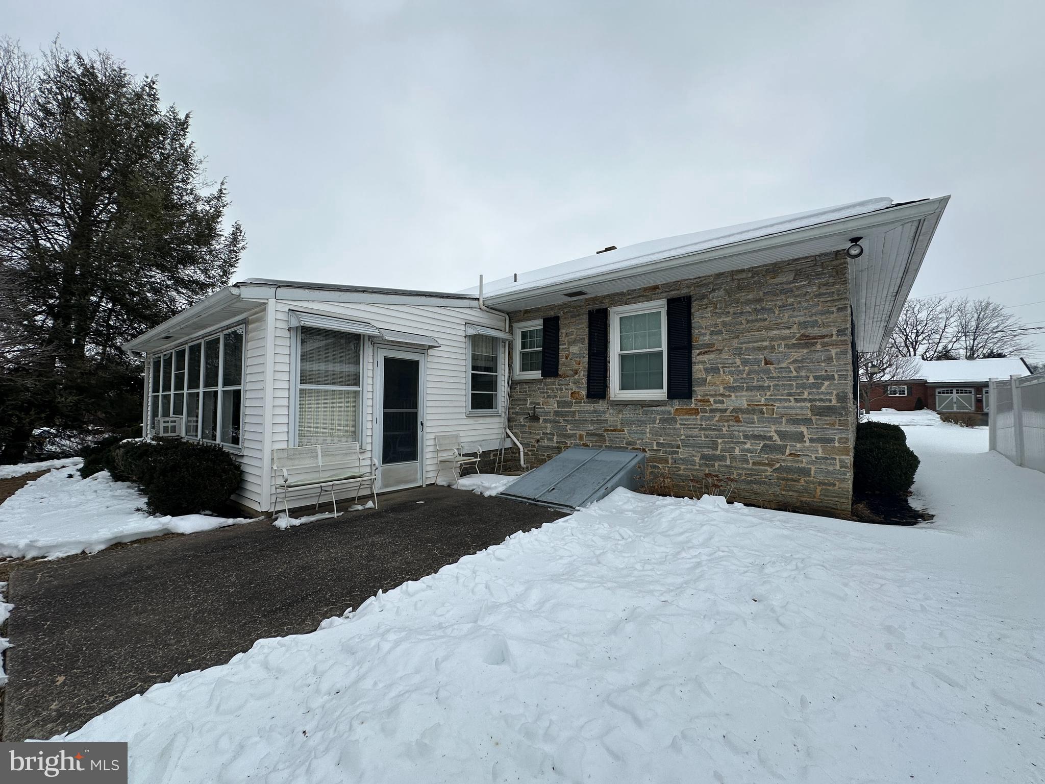 ORCHARD CIRCLE - Residential