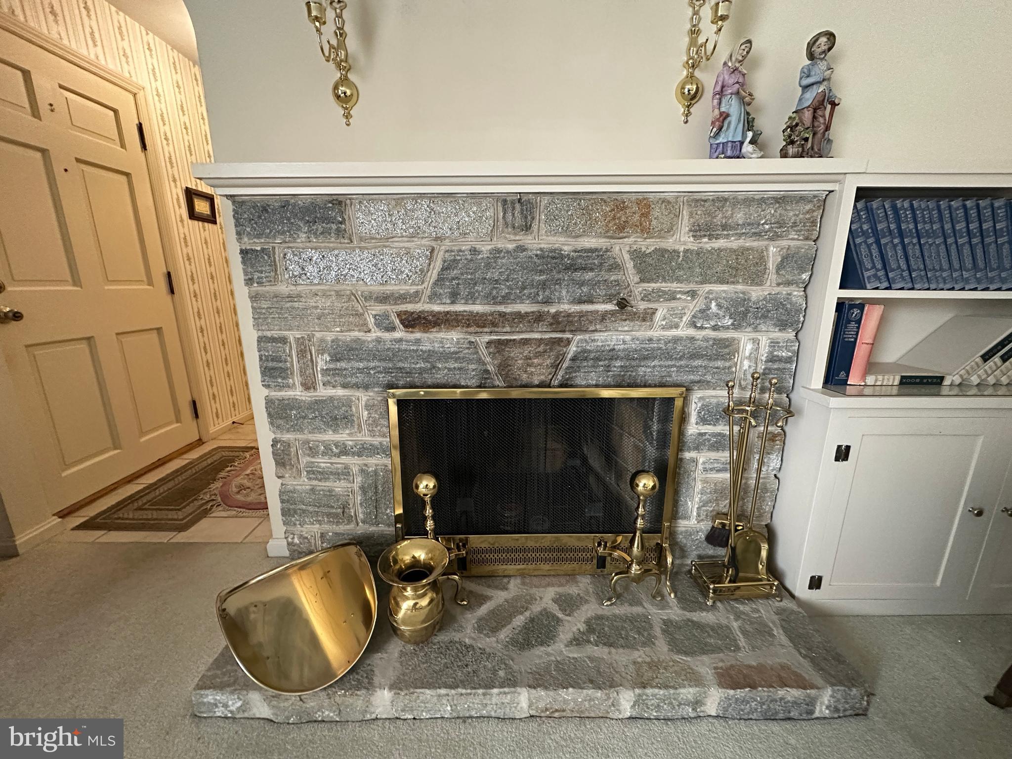 ORCHARD CIRCLE - Residential