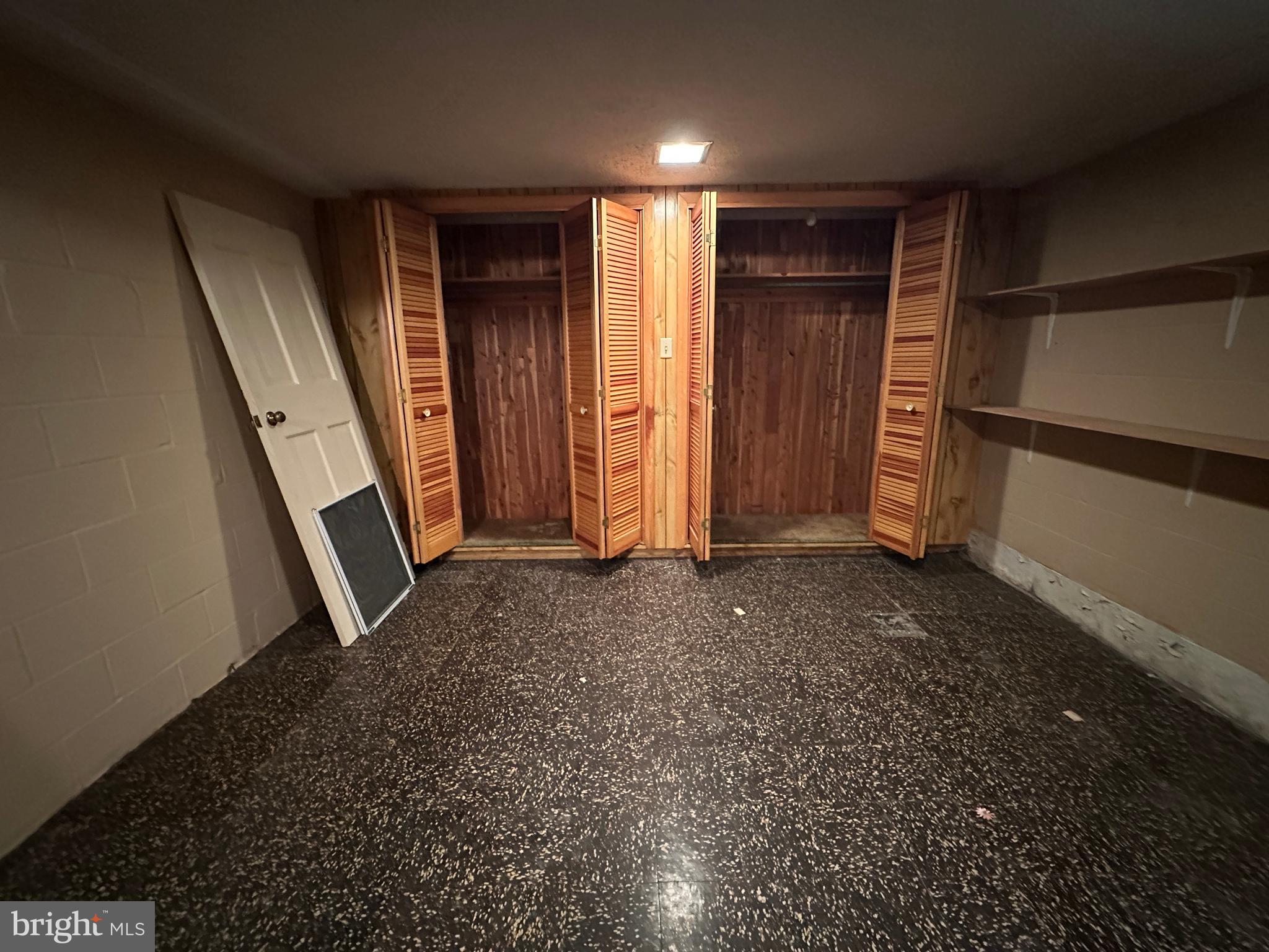 ORCHARD CIRCLE - Residential