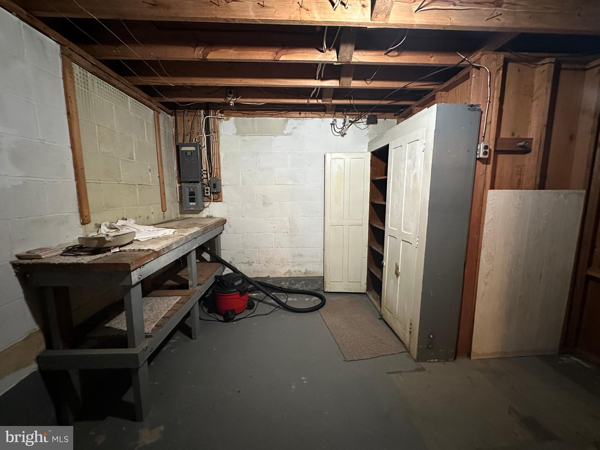 ORCHARD CIRCLE - Residential