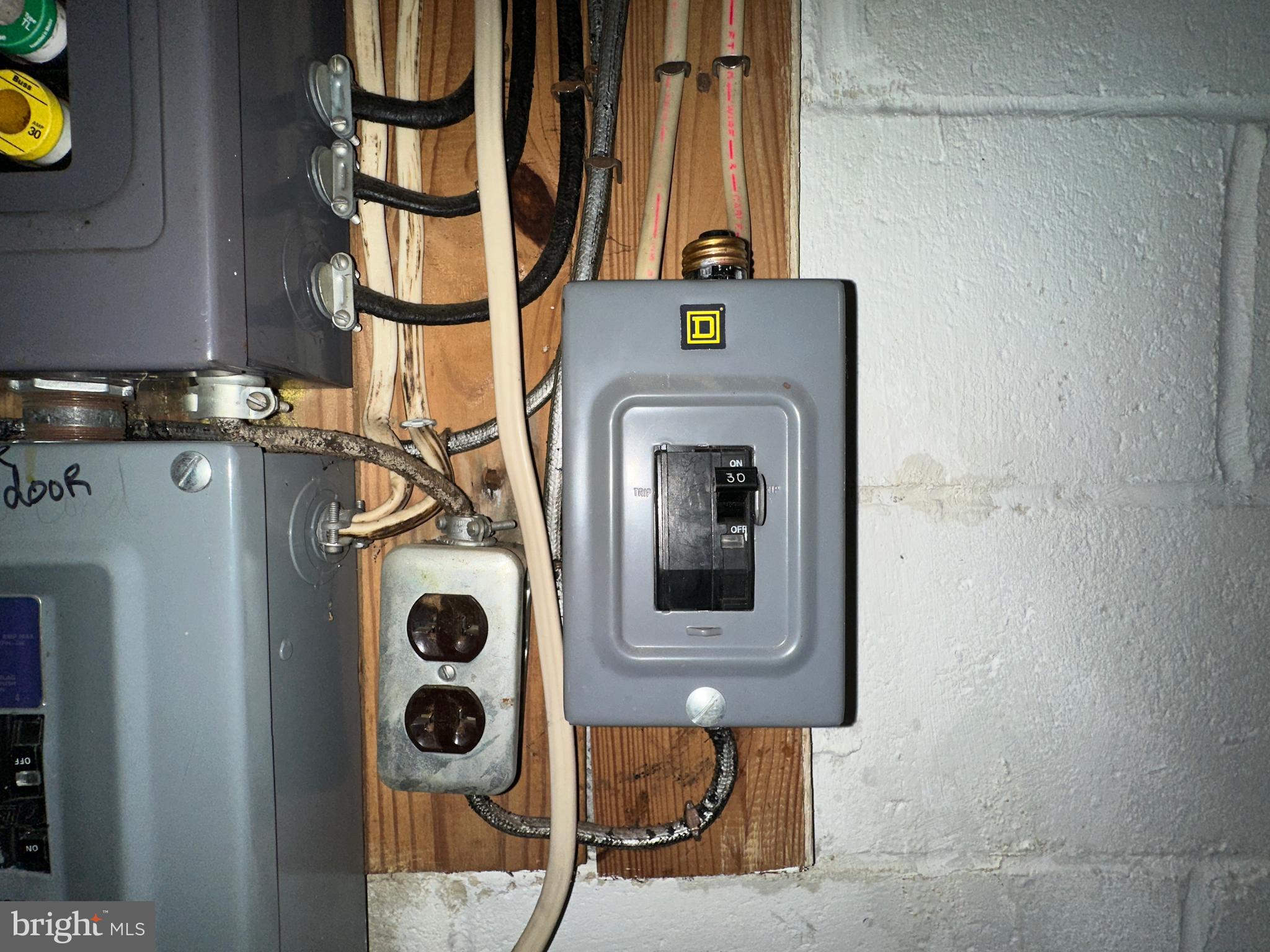 ORCHARD CIRCLE - Residential