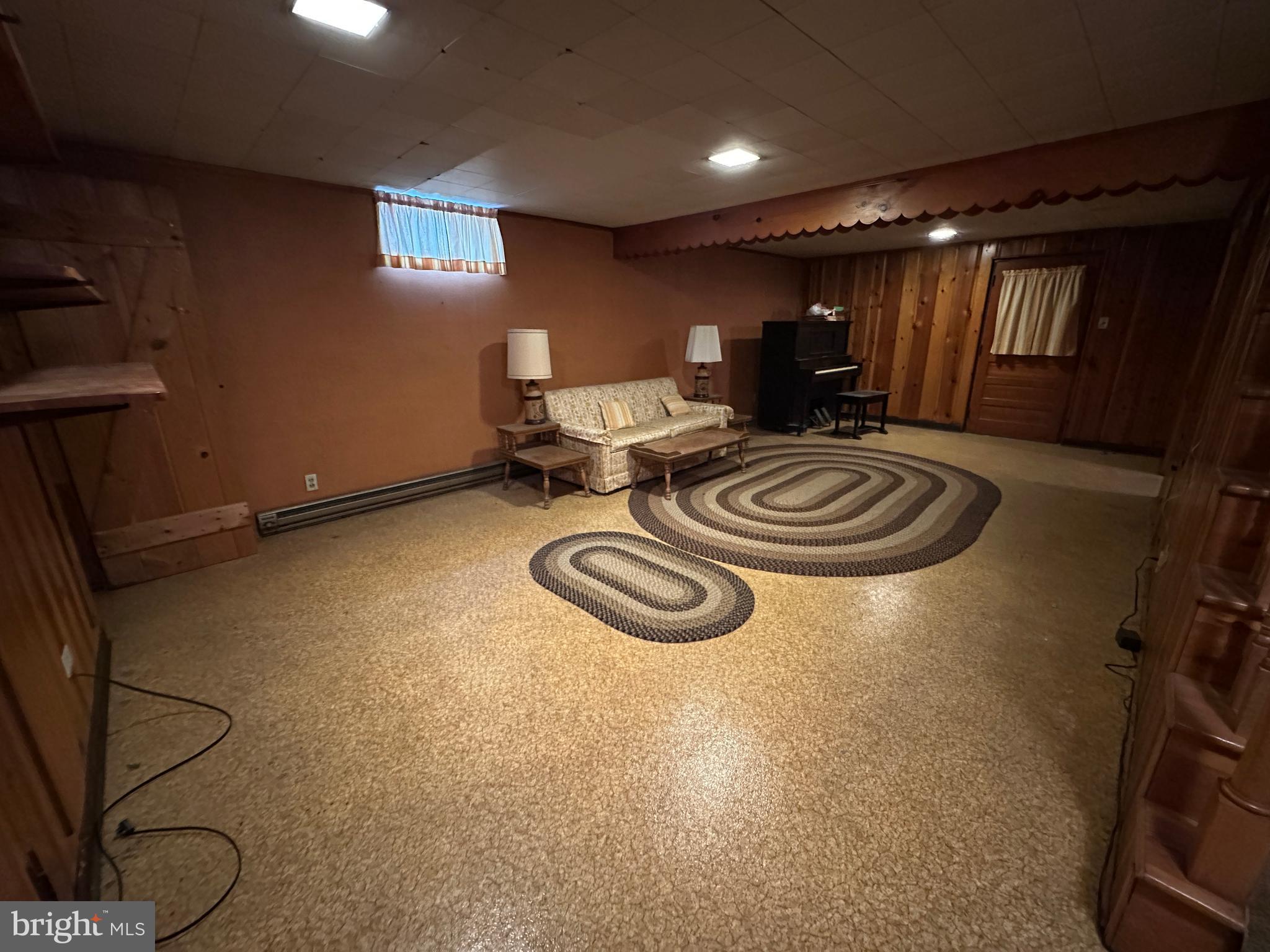 ORCHARD CIRCLE - Residential