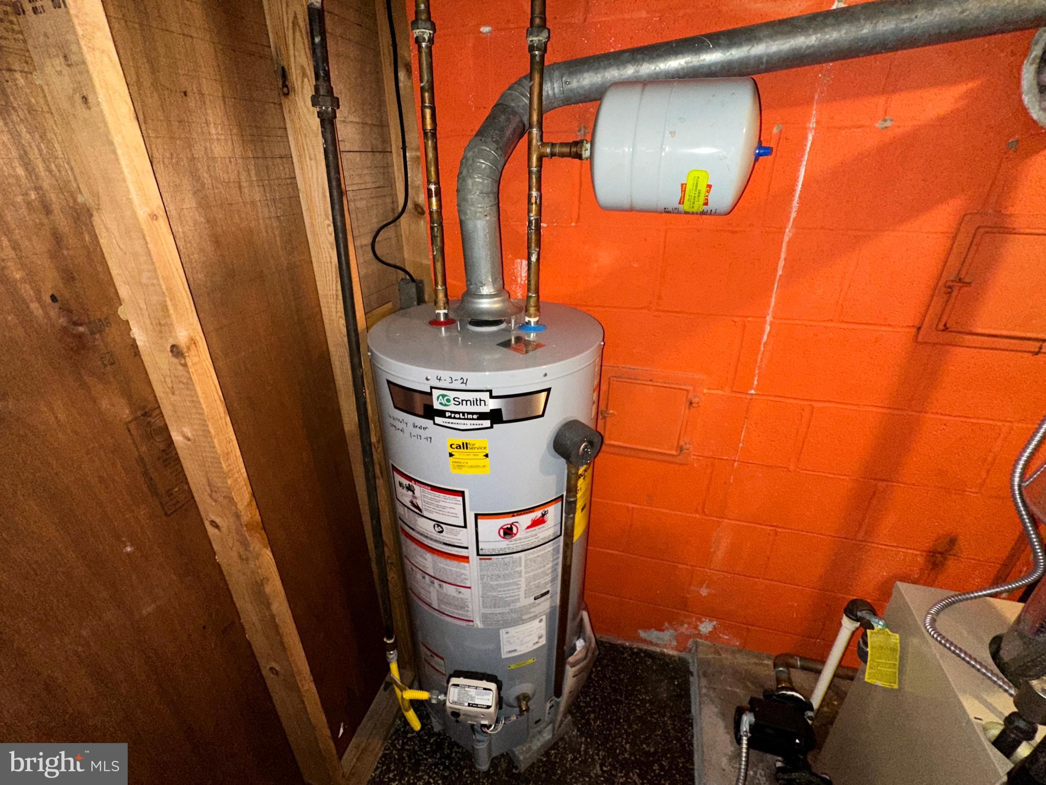 ORCHARD CIRCLE - Residential