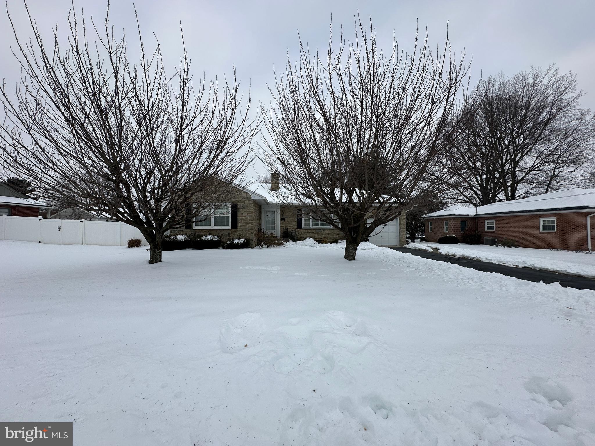 ORCHARD CIRCLE - Residential