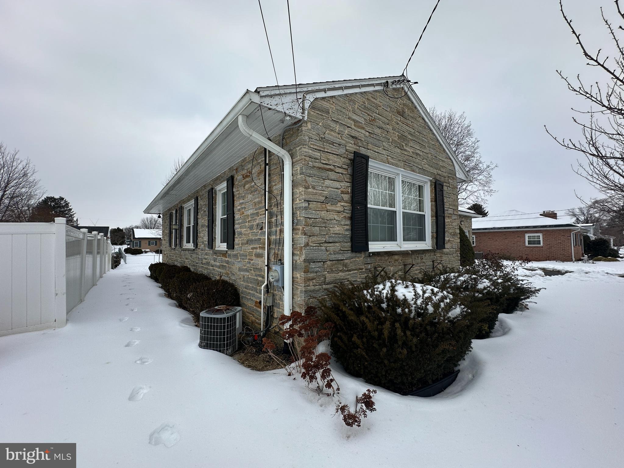 ORCHARD CIRCLE - Residential