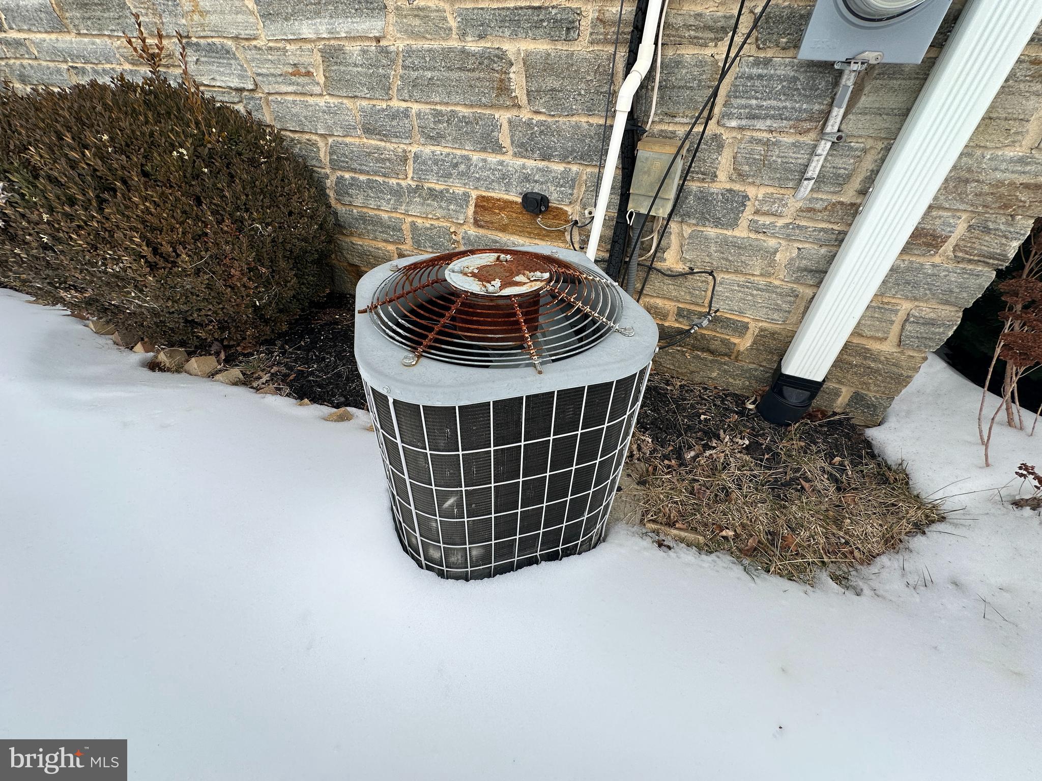 ORCHARD CIRCLE - Residential