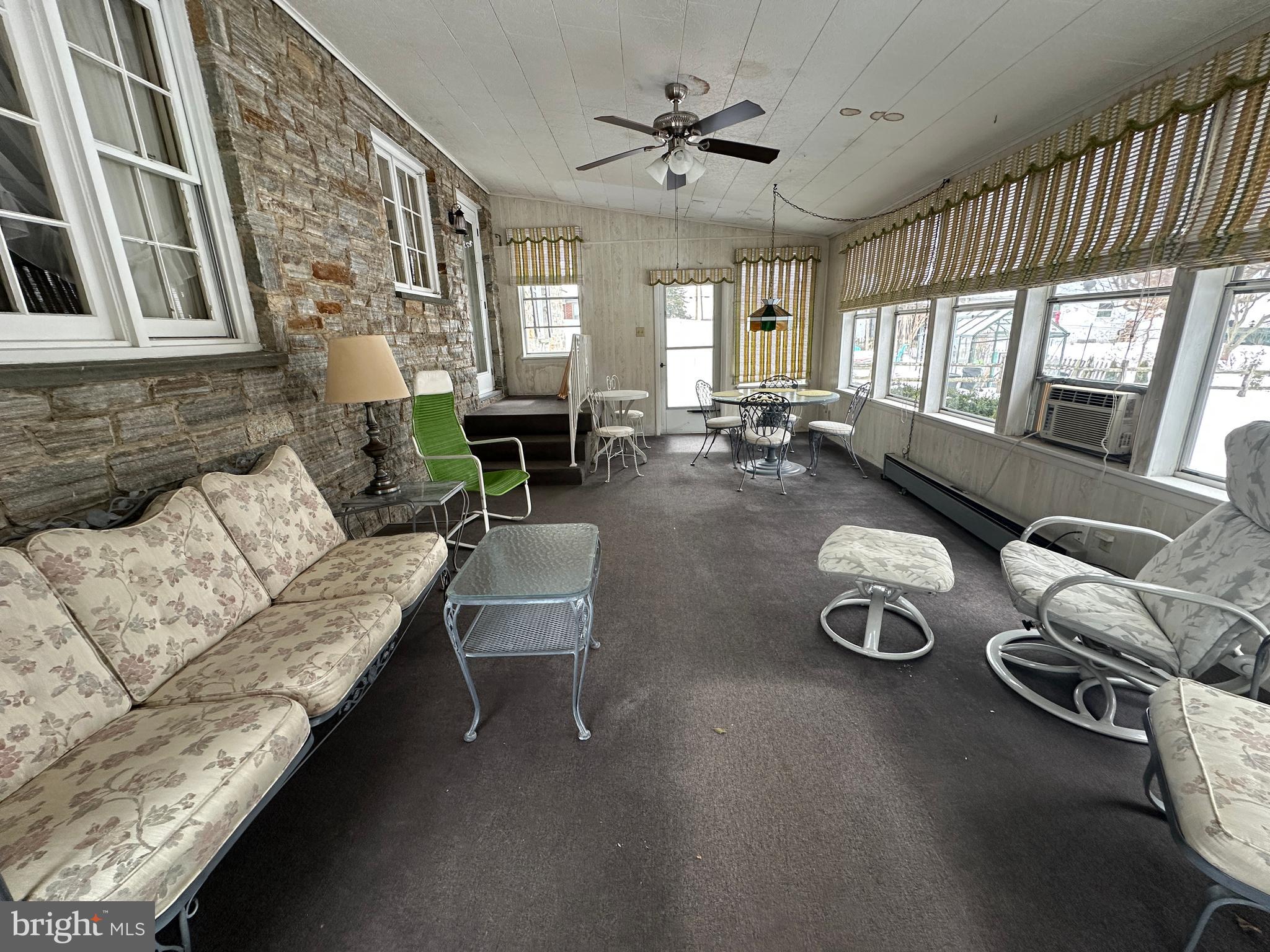 ORCHARD CIRCLE - Residential