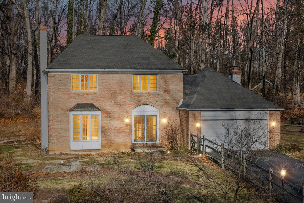 Photo of 105 Susans Lane, PERKIOMENVILLE, PA 18074 (MLS # PAMC2162926)