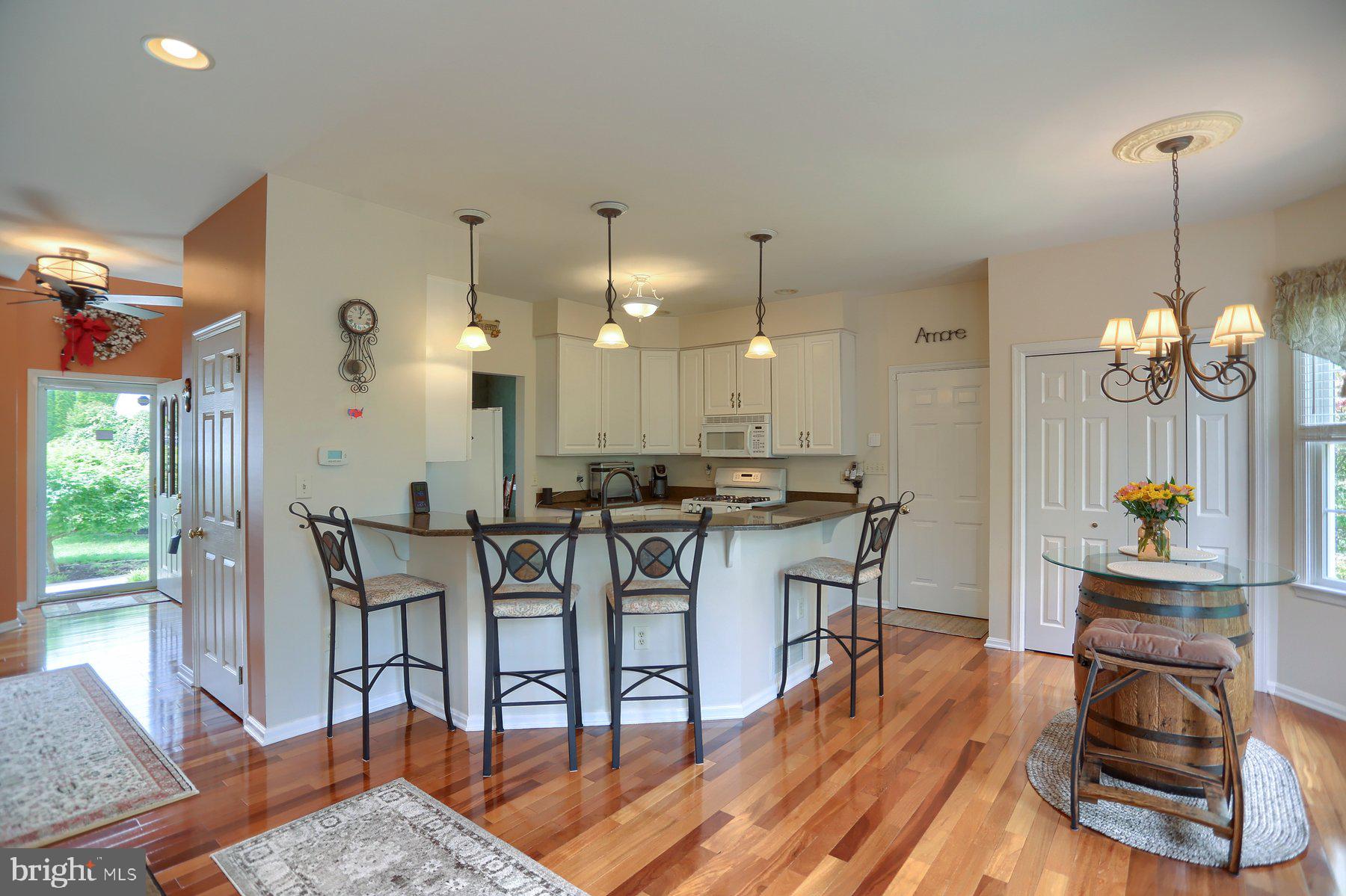 HICKORY RIDGE - Residential