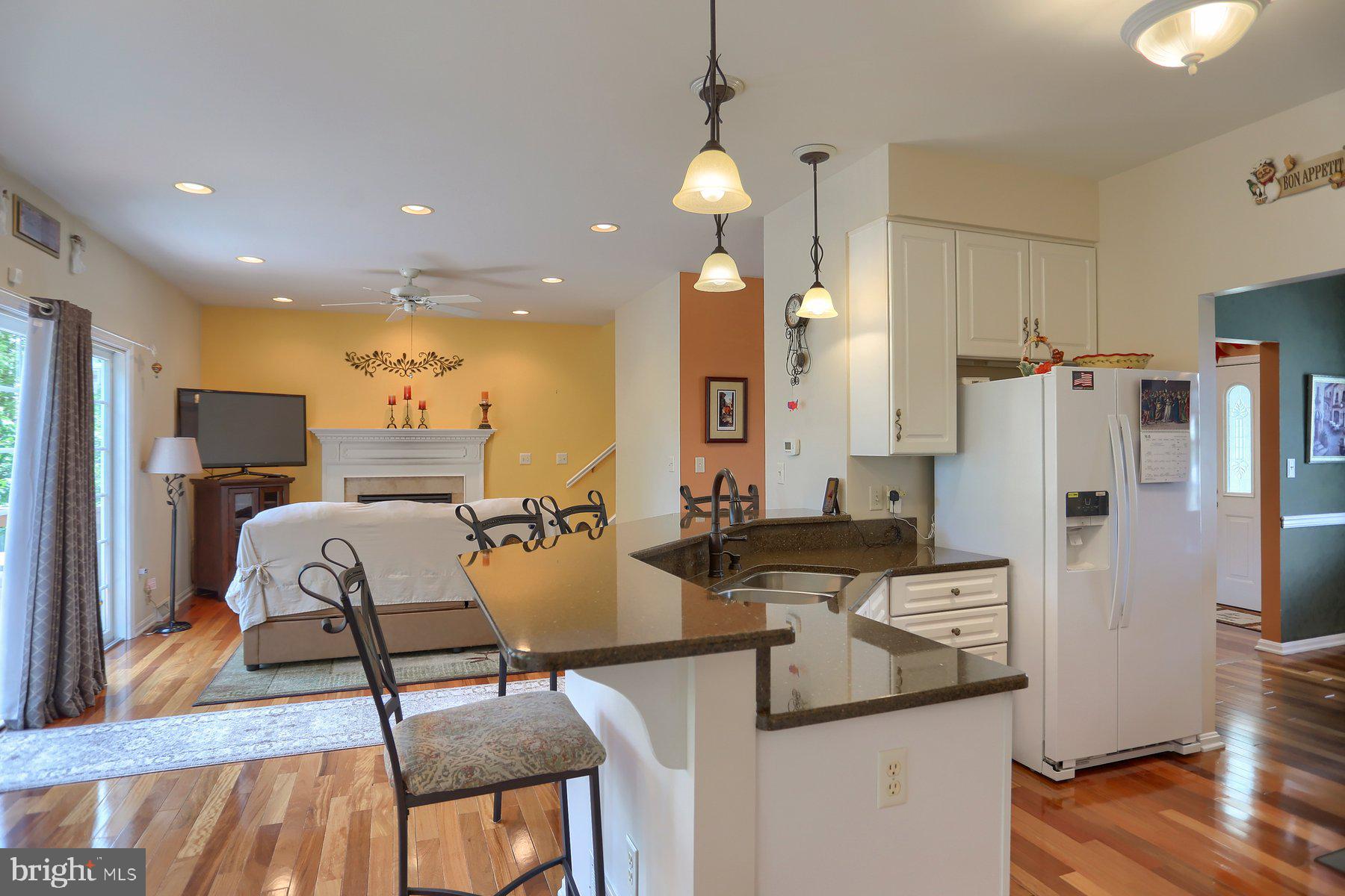 HICKORY RIDGE - Residential