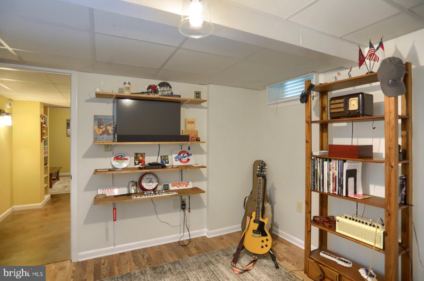 HICKORY RIDGE - Residential