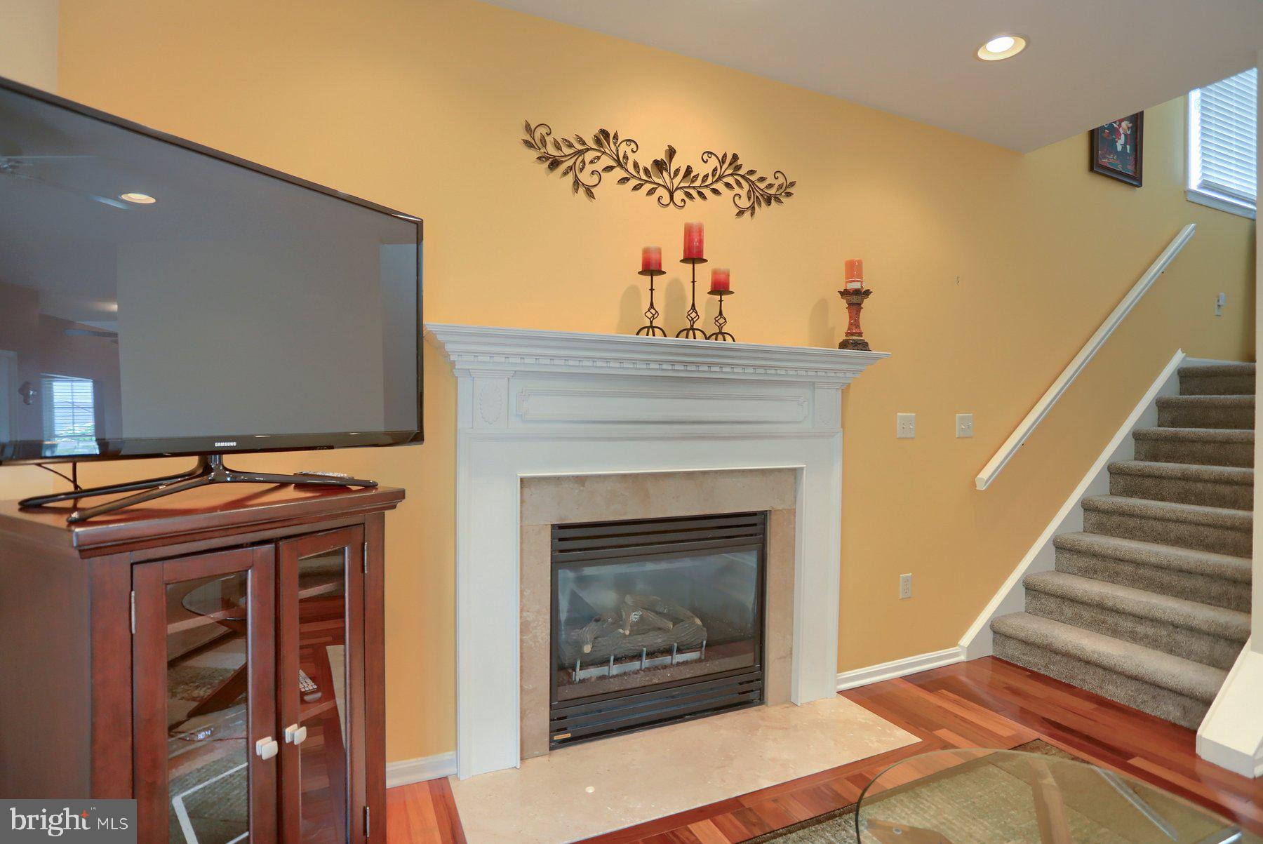 HICKORY RIDGE - Residential