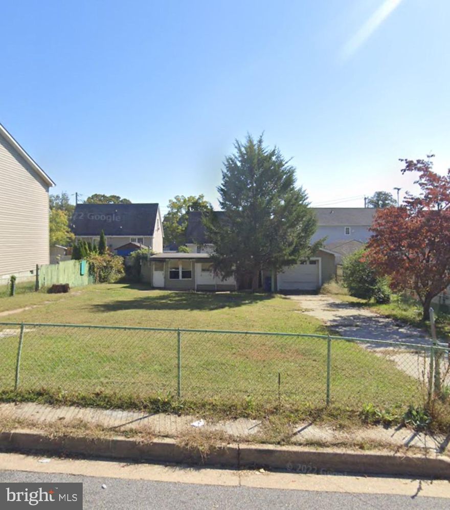 ***Opportunity to build in Annapolis***  
Grading permit was approved by the City of Annapolis, but expired December 2024 during the building permit review.  The Seller has filed a request for renewal of the grading permit and awaits approval.  Once the grading permit is approved the building permit will follow.  House to be built is the Wexford (84 Lumber).   Choose your builder, exterior/interior materials and finishes.  Contact the agent with questions.