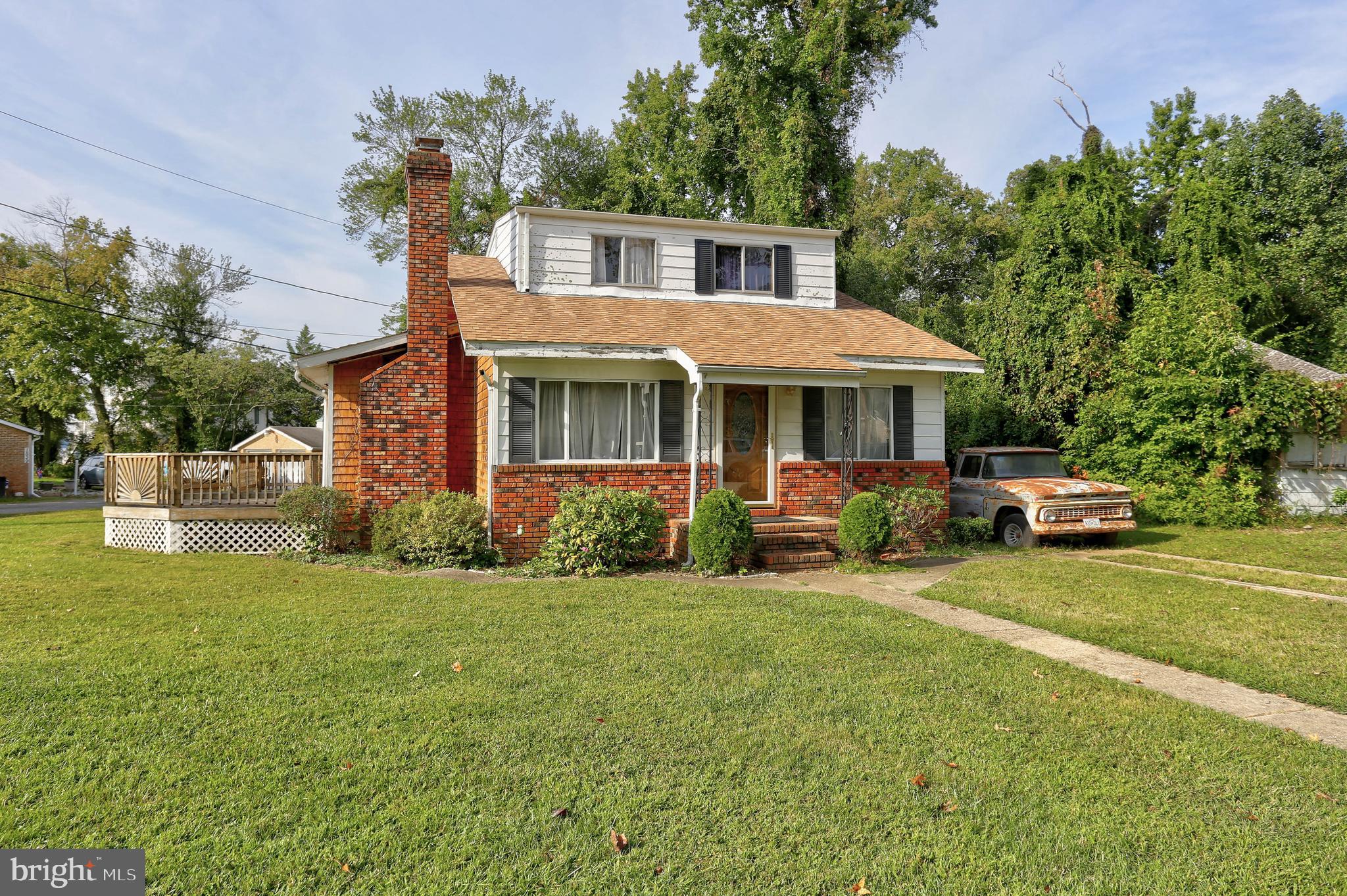 LONG POINT ON THE MAGOTHY - Residential