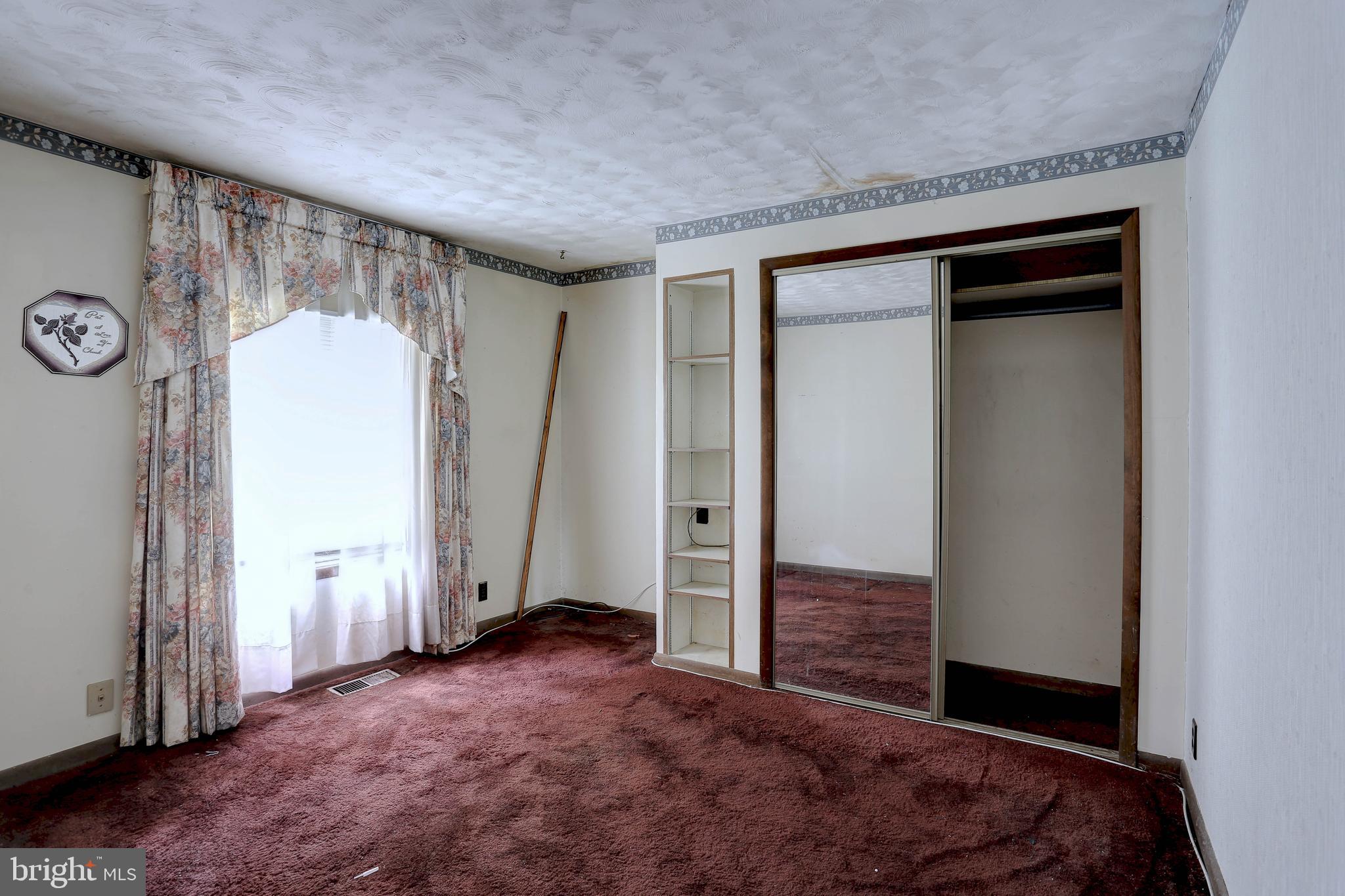 LONG POINT ON THE MAGOTHY - Residential