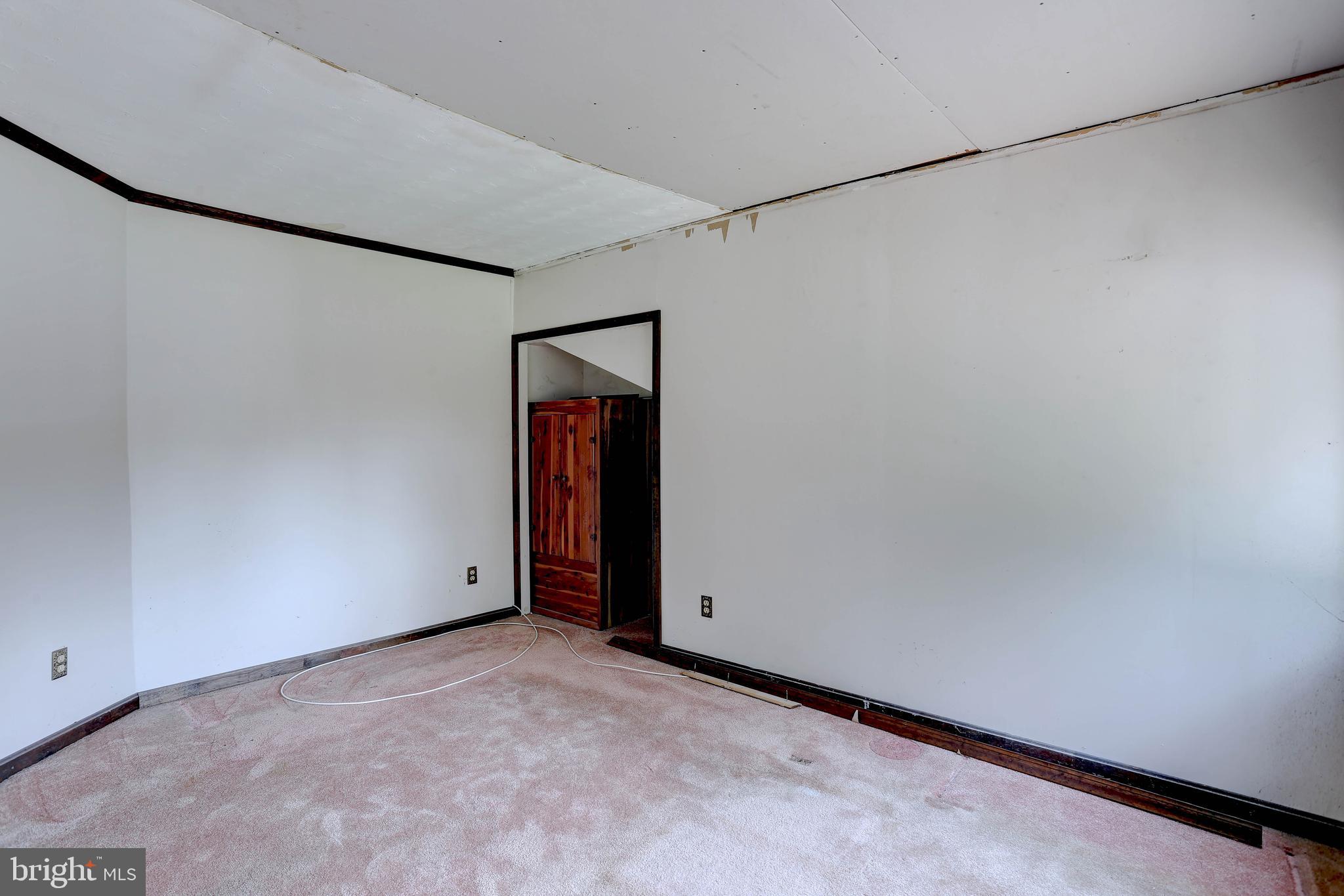 LONG POINT ON THE MAGOTHY - Residential