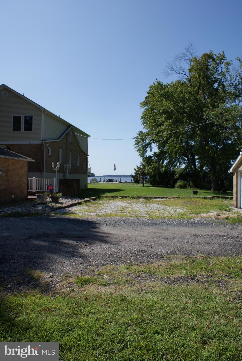 LONG POINT ON THE MAGOTHY - Residential