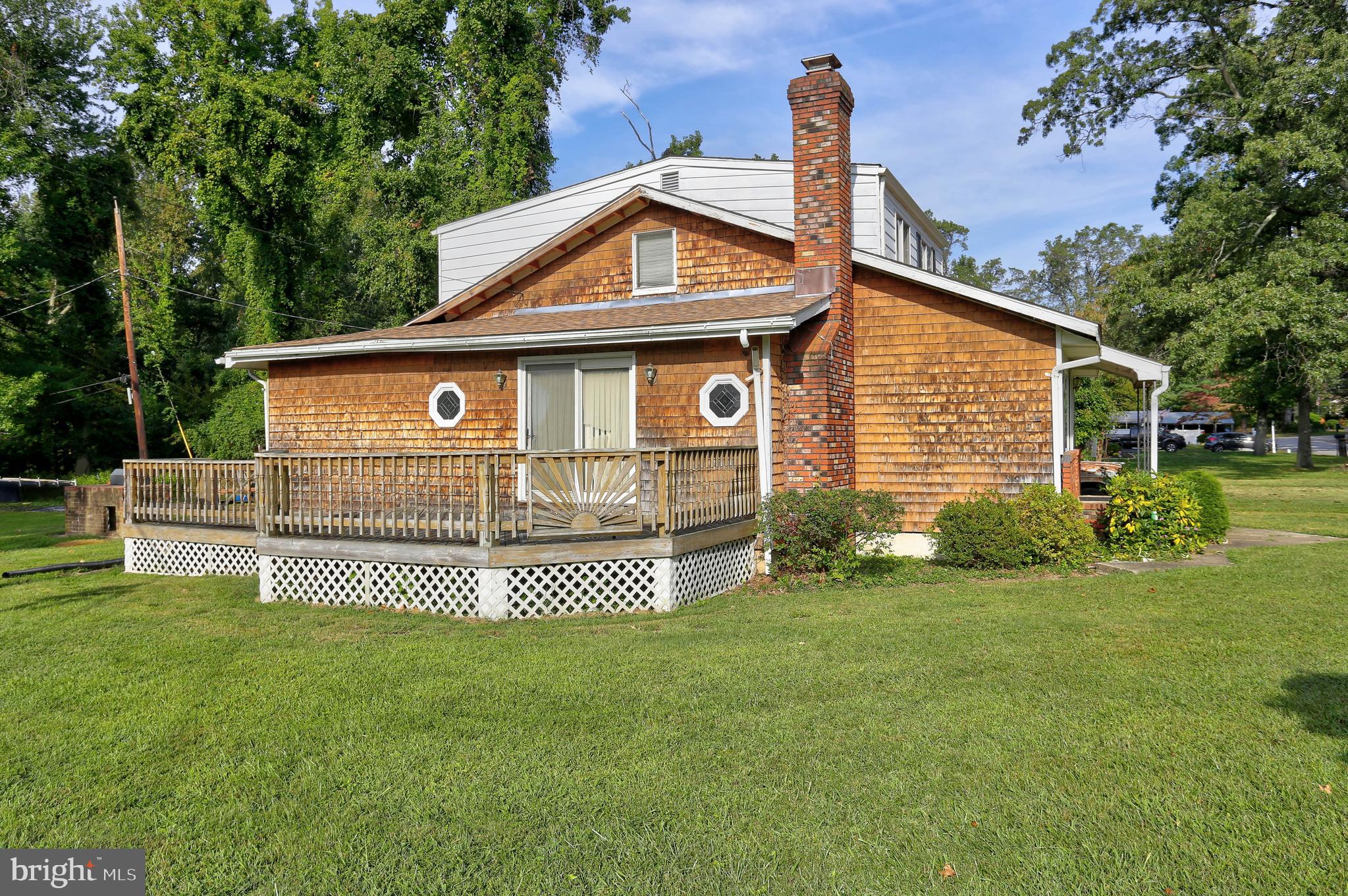 LONG POINT ON THE MAGOTHY - Residential