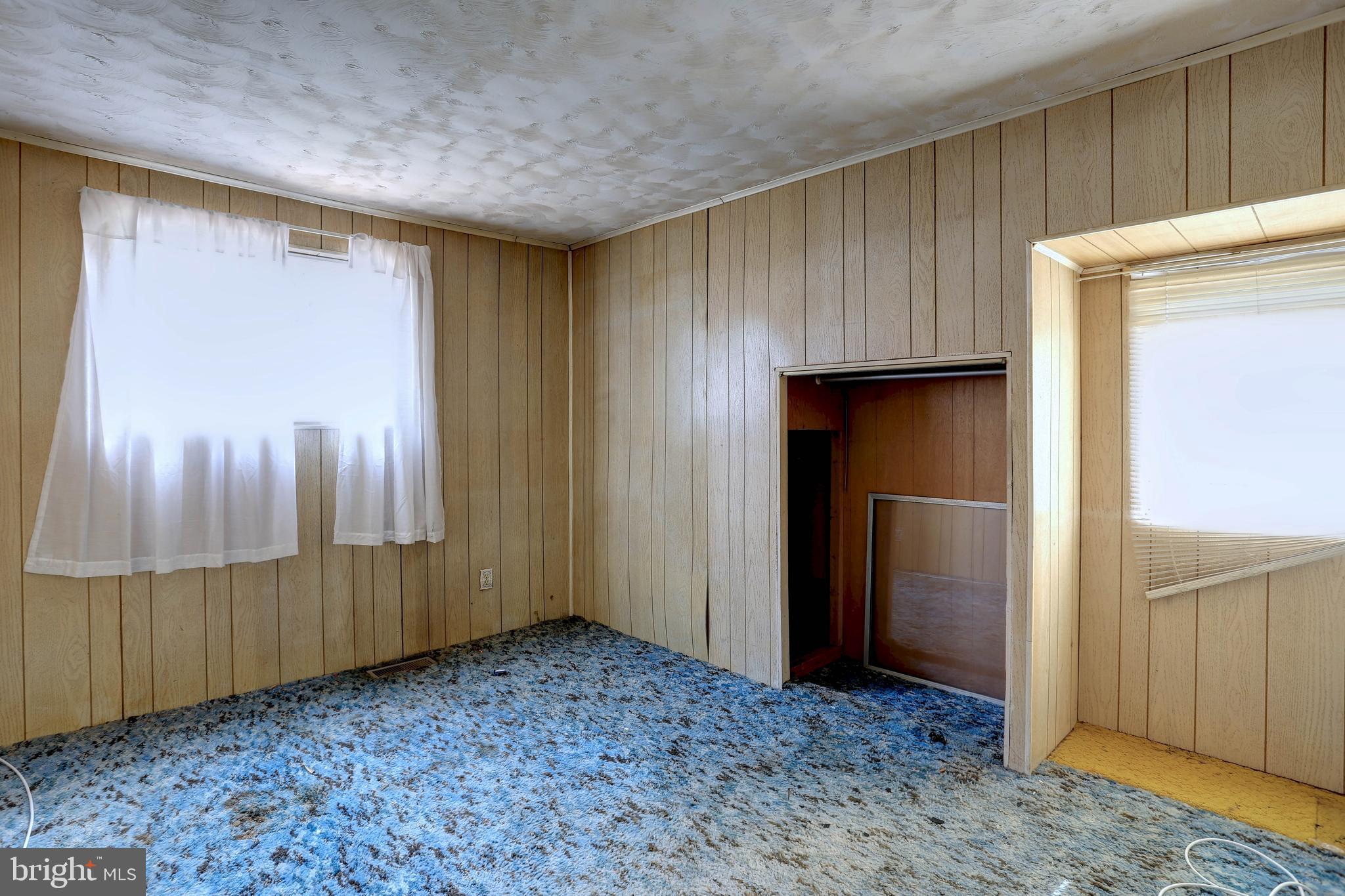 LONG POINT ON THE MAGOTHY - Residential