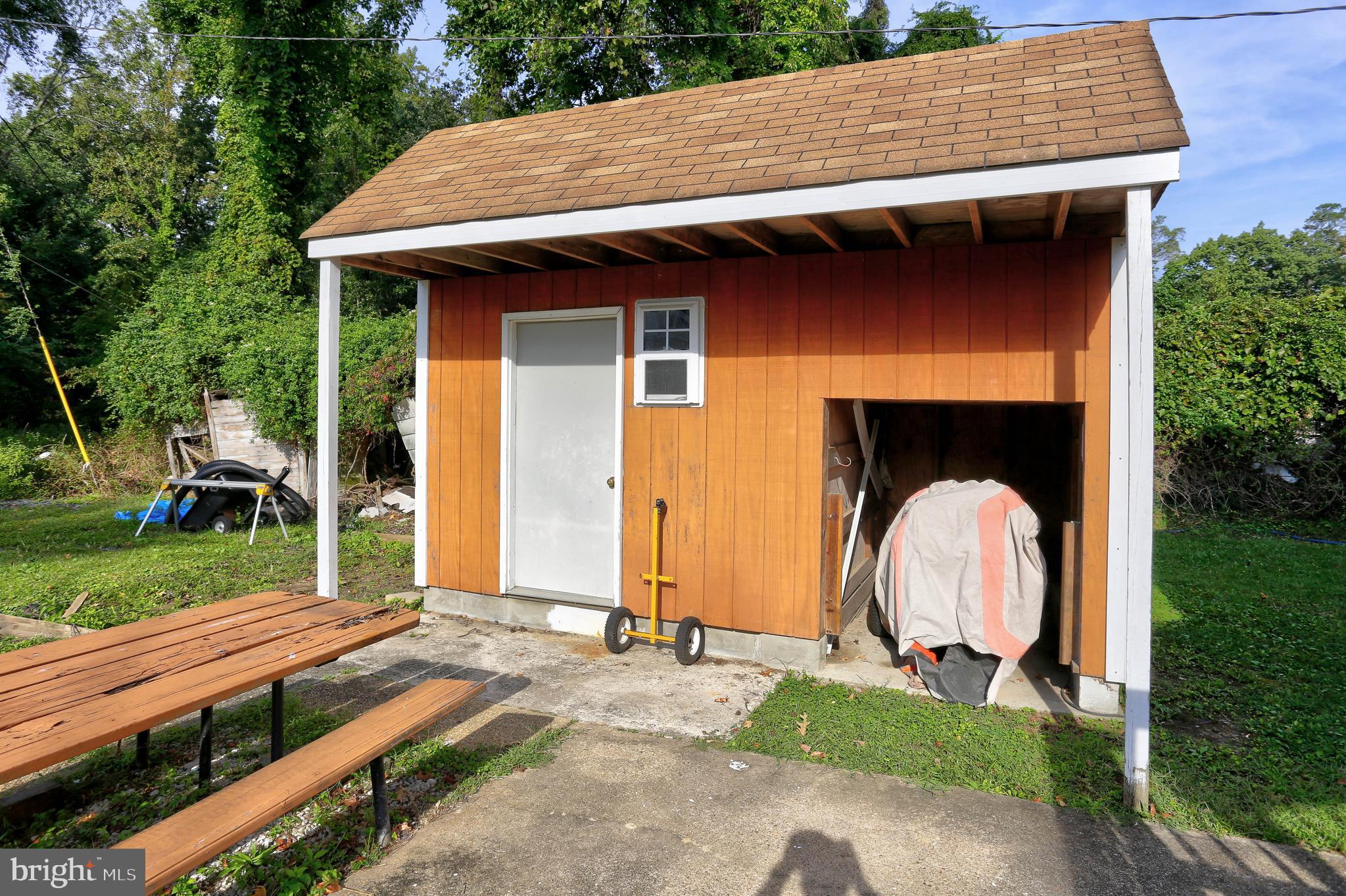 LONG POINT ON THE MAGOTHY - Residential