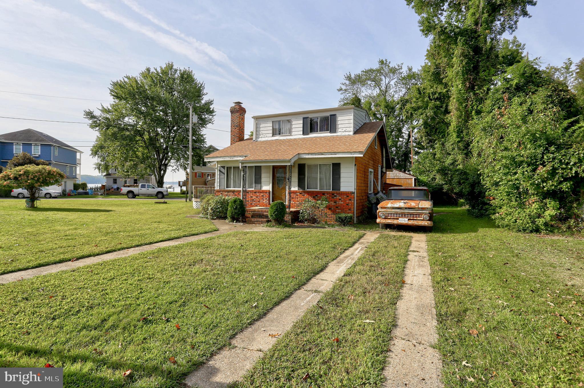 LONG POINT ON THE MAGOTHY - Residential