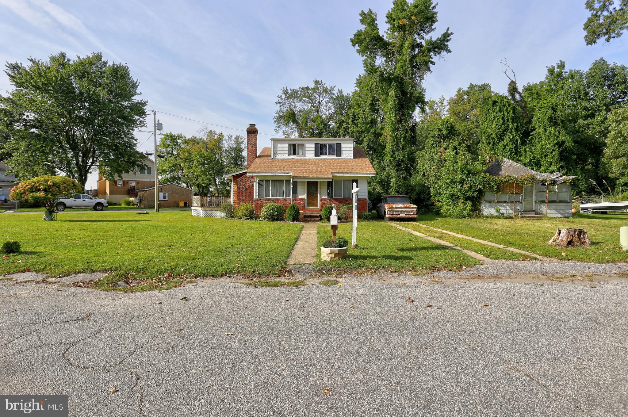 LONG POINT ON THE MAGOTHY - Residential