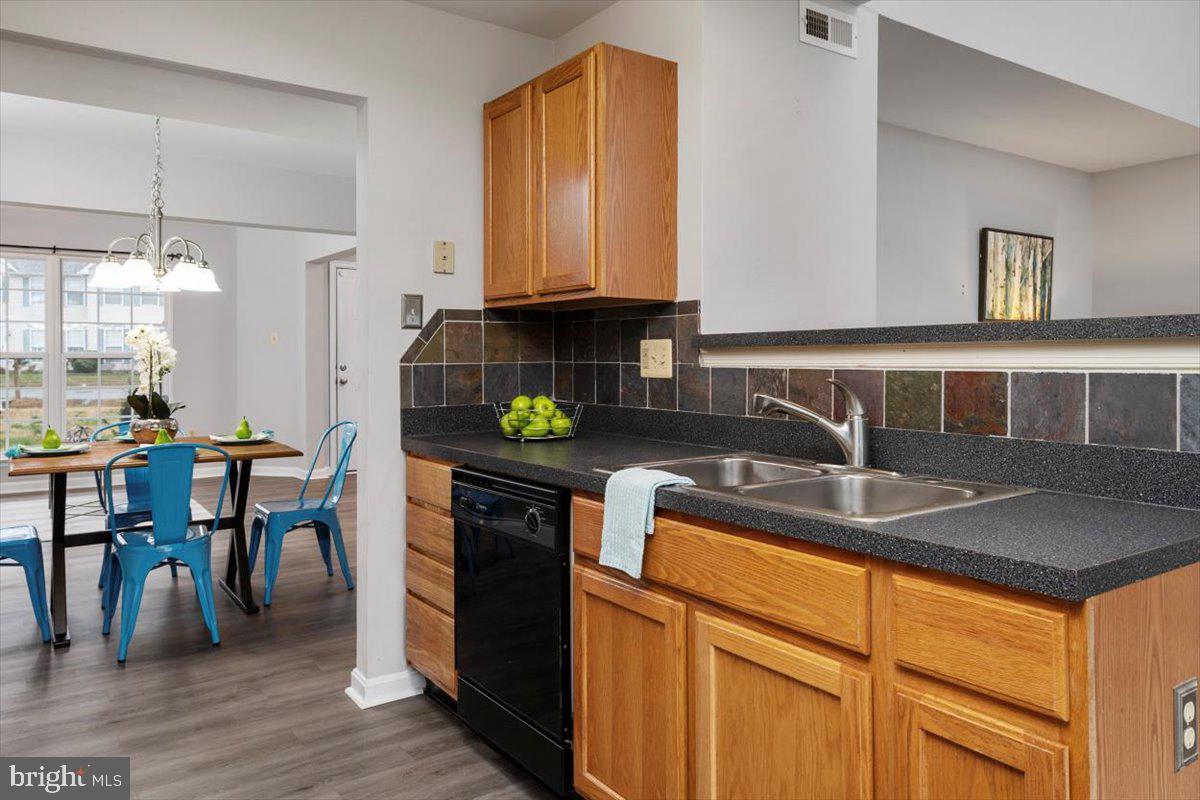 CEDAR RUN - Residential