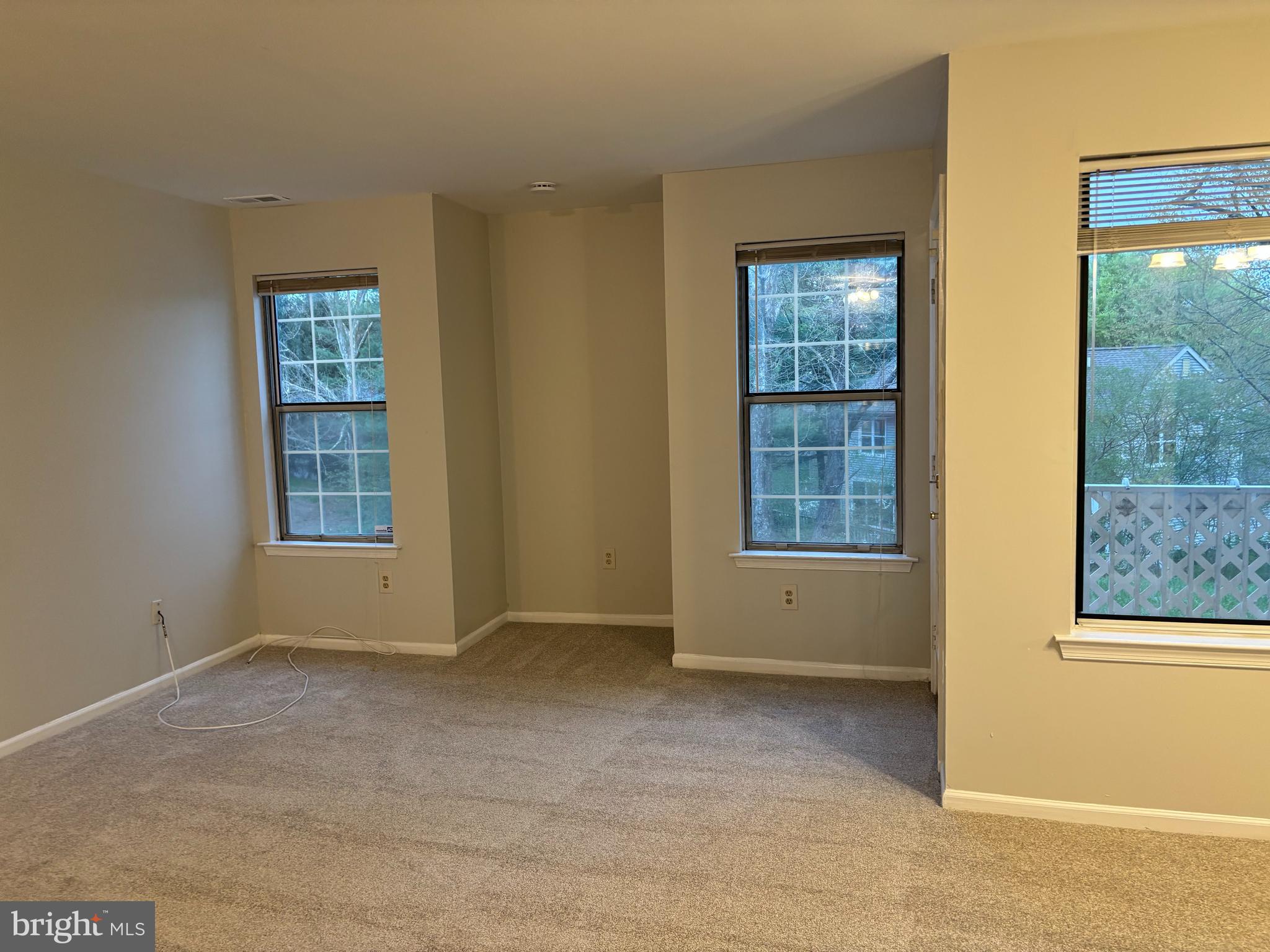 CROWN POINT - Residential Lease