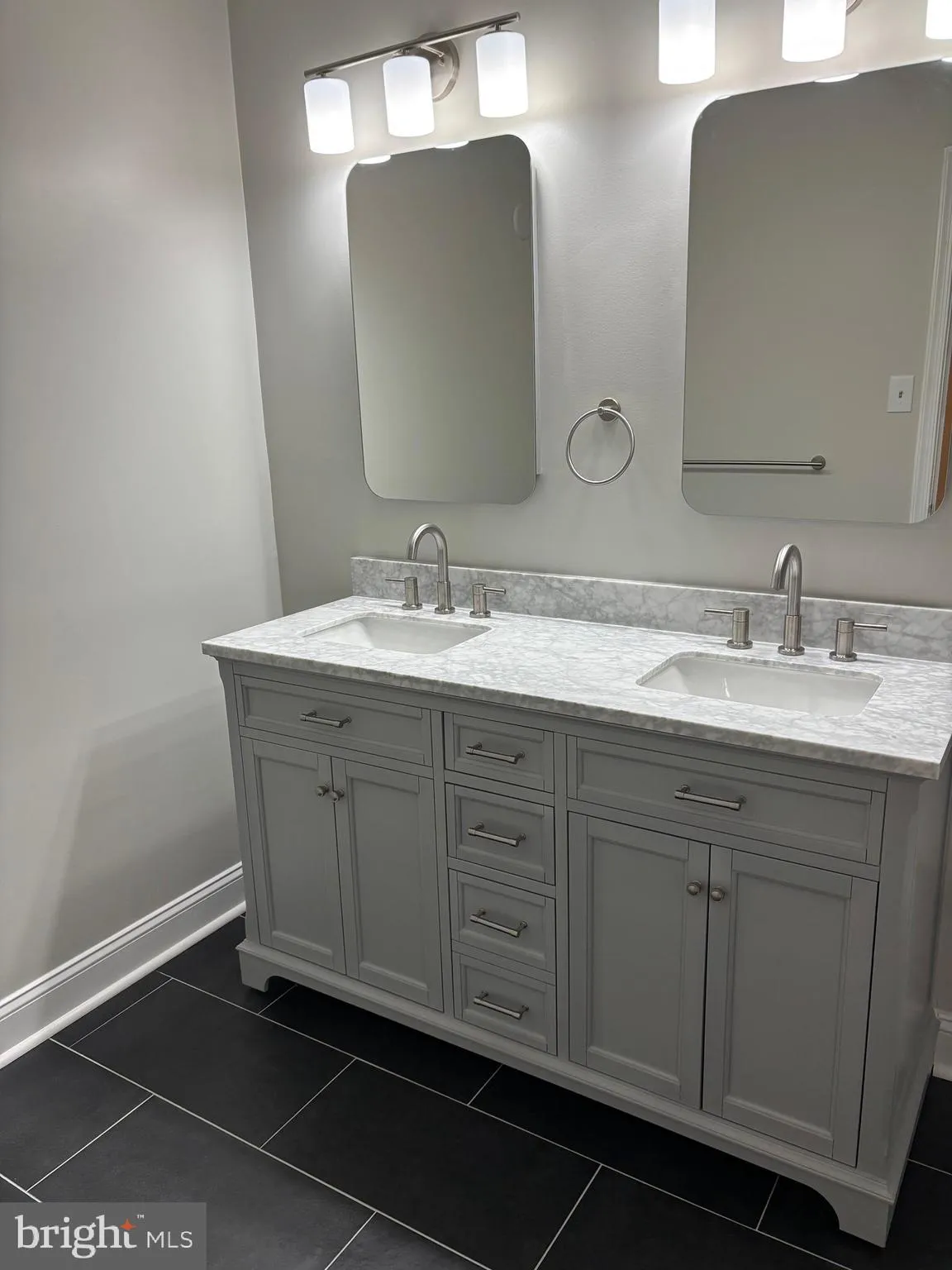 Newtown, Pennsylvania 18940, United States, 2 Bedrooms Bedrooms, ,2 BathroomsBathrooms,Residential,Active,117460