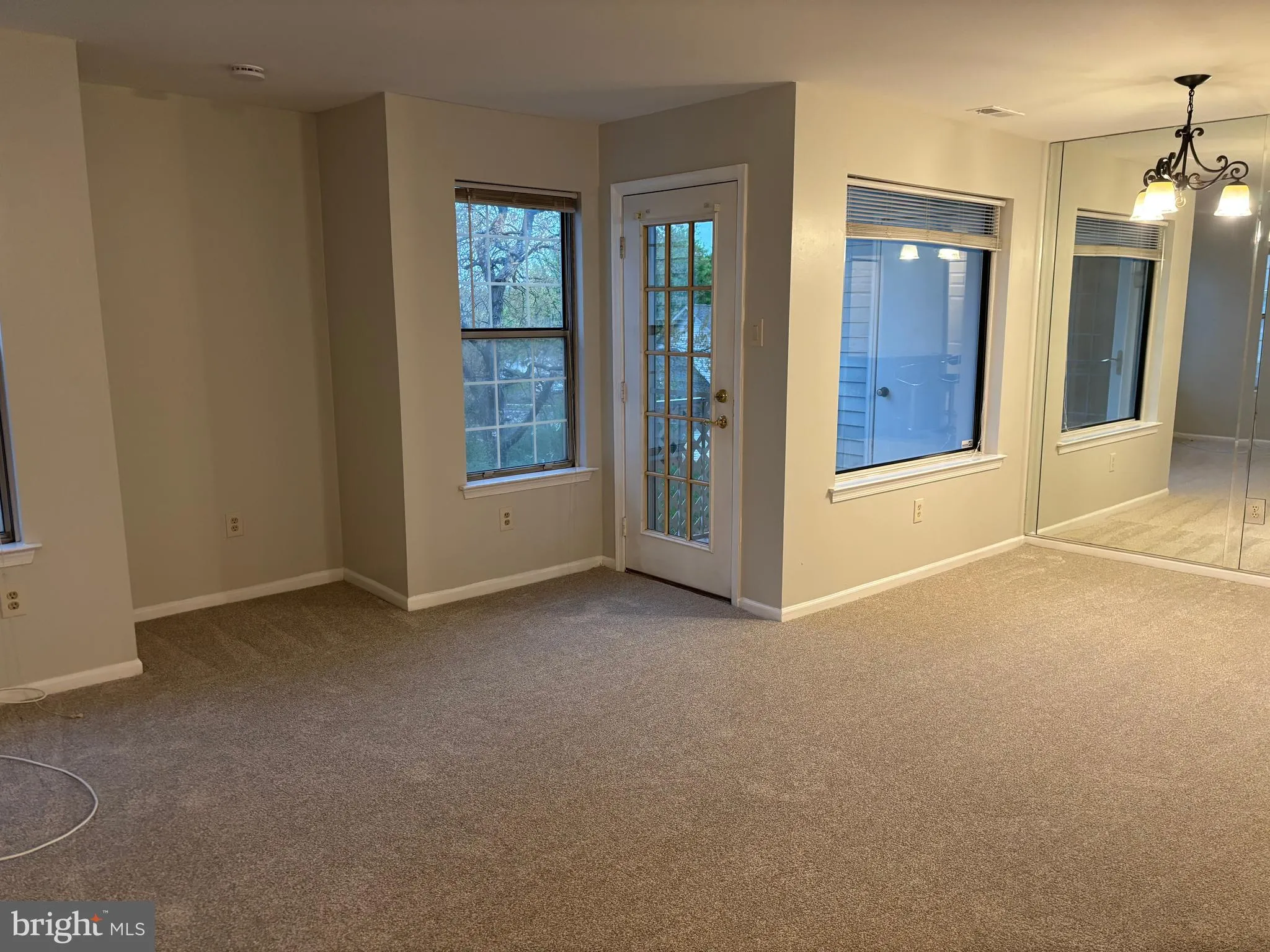 Newtown, Pennsylvania 18940, United States, 2 Bedrooms Bedrooms, ,2 BathroomsBathrooms,Residential,Active,117460