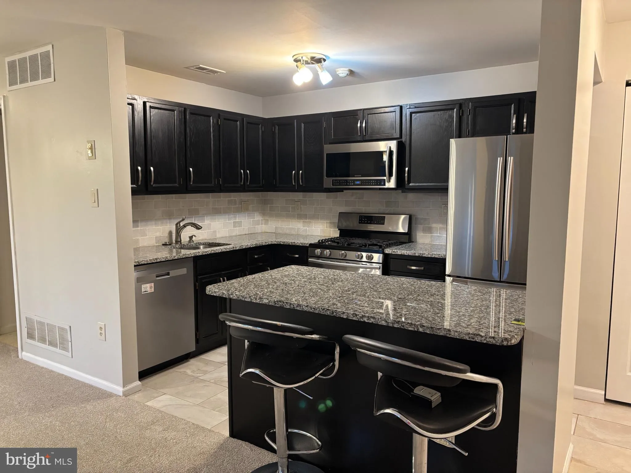 Newtown, Pennsylvania 18940, United States, 2 Bedrooms Bedrooms, ,2 BathroomsBathrooms,Residential,Active,117460