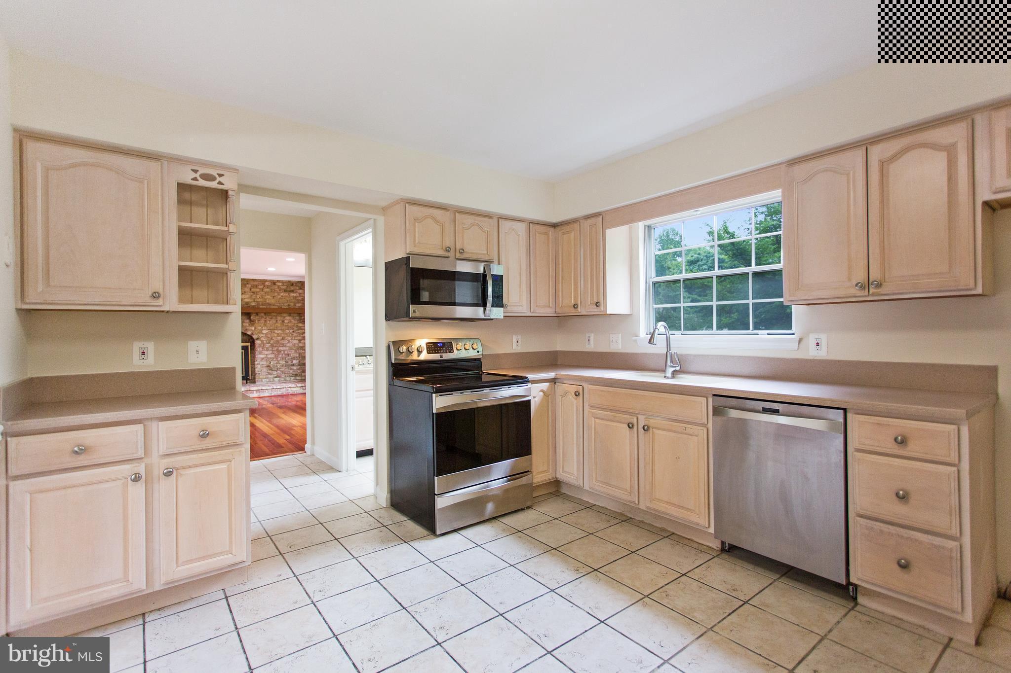 LAKE RIDGE - Residential