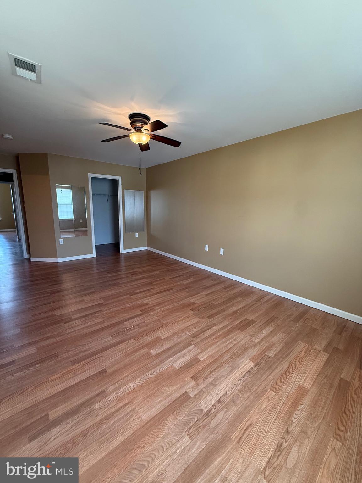 MANOR PARK - Residential Lease